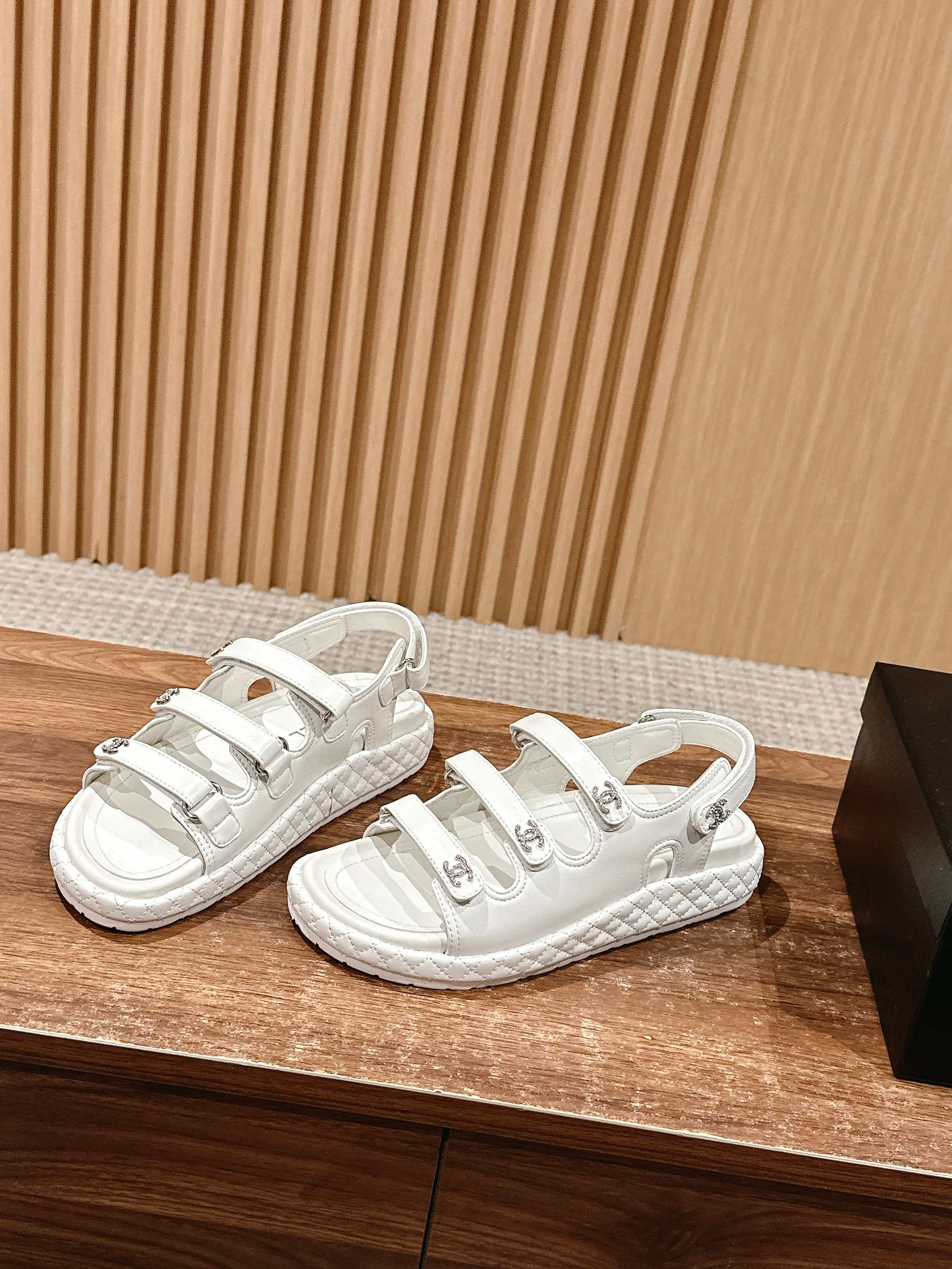 LuxluxHouse Best Quality Chanel Sandals