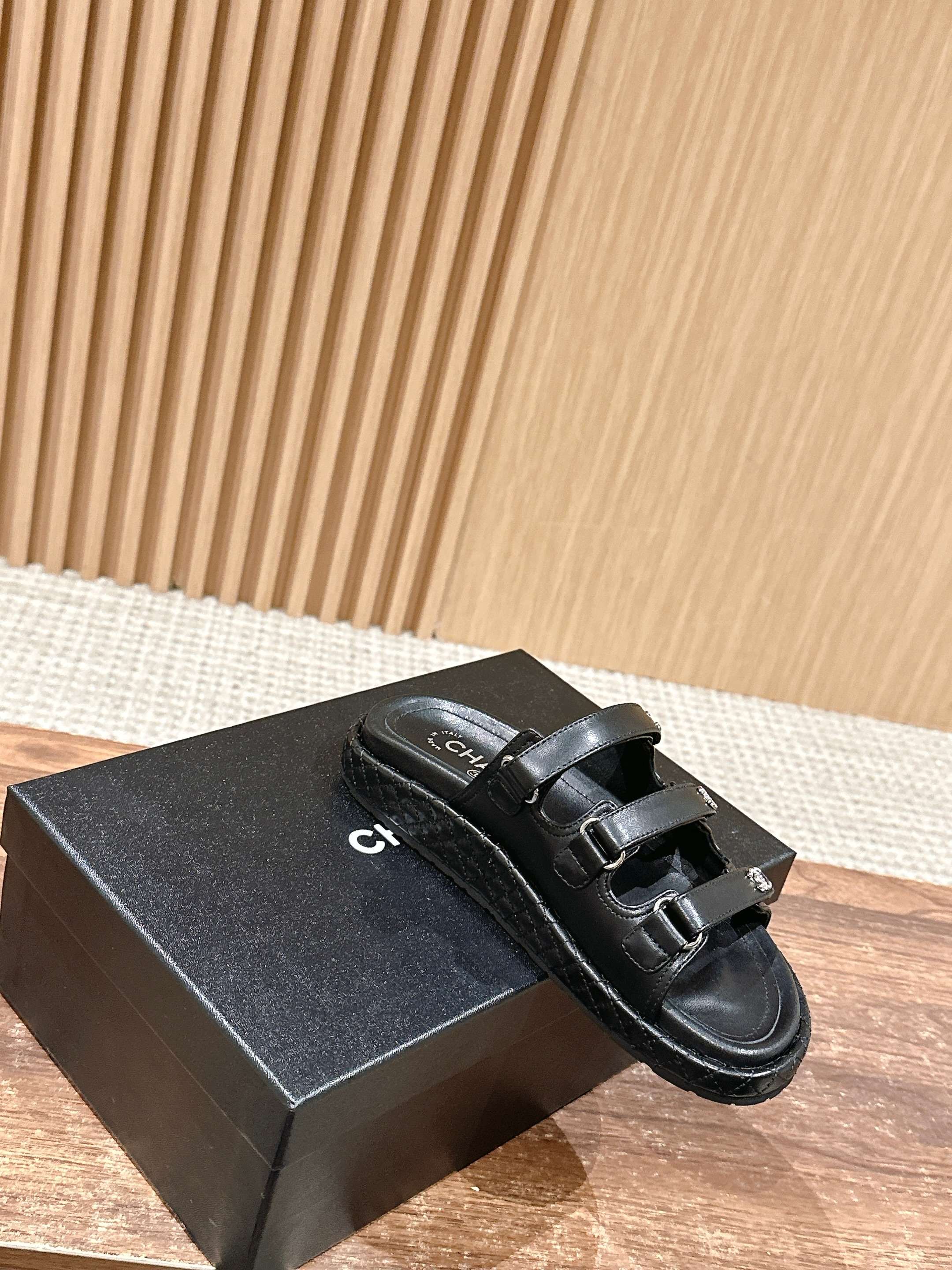LuxluxHouse Best Quality Chanel Sandals