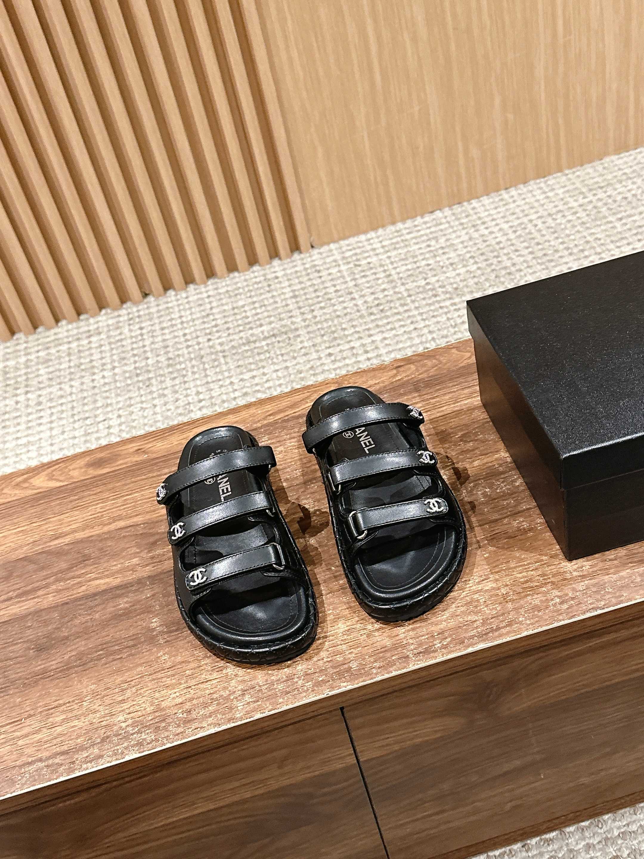 LuxluxHouse Best Quality Chanel Sandals