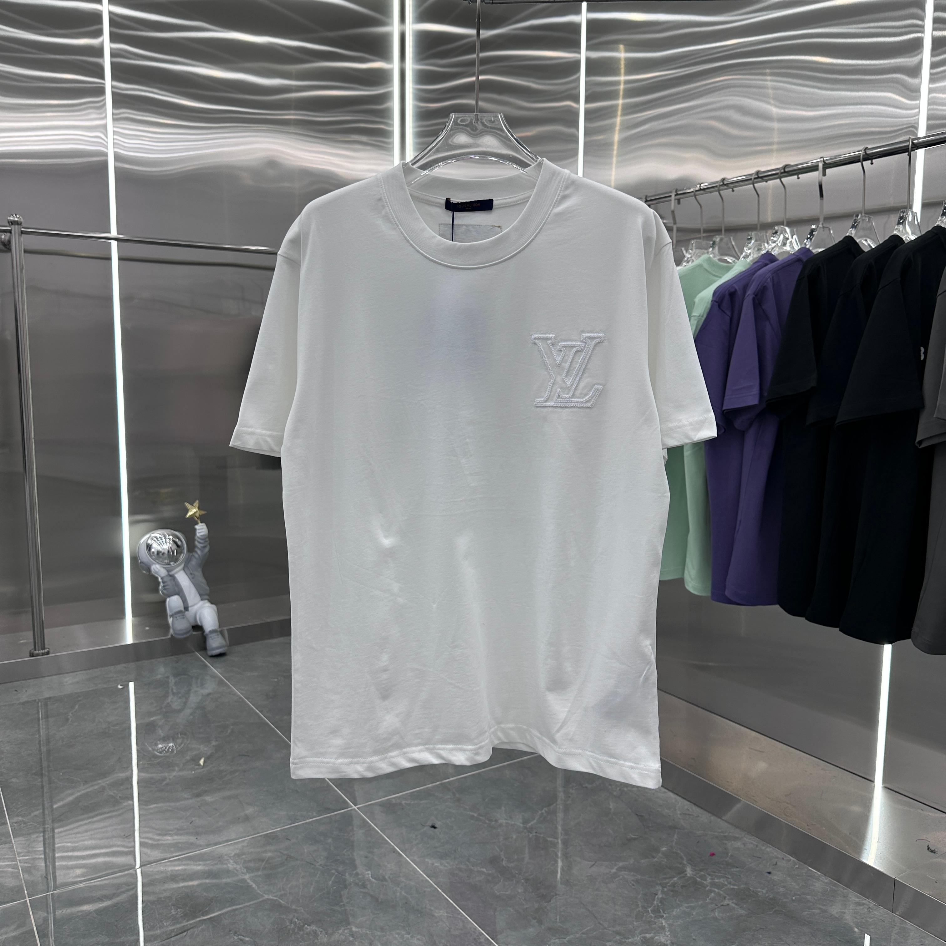 LuxluxHouse Best Quality Clothes T-shirt Louis Vuitton