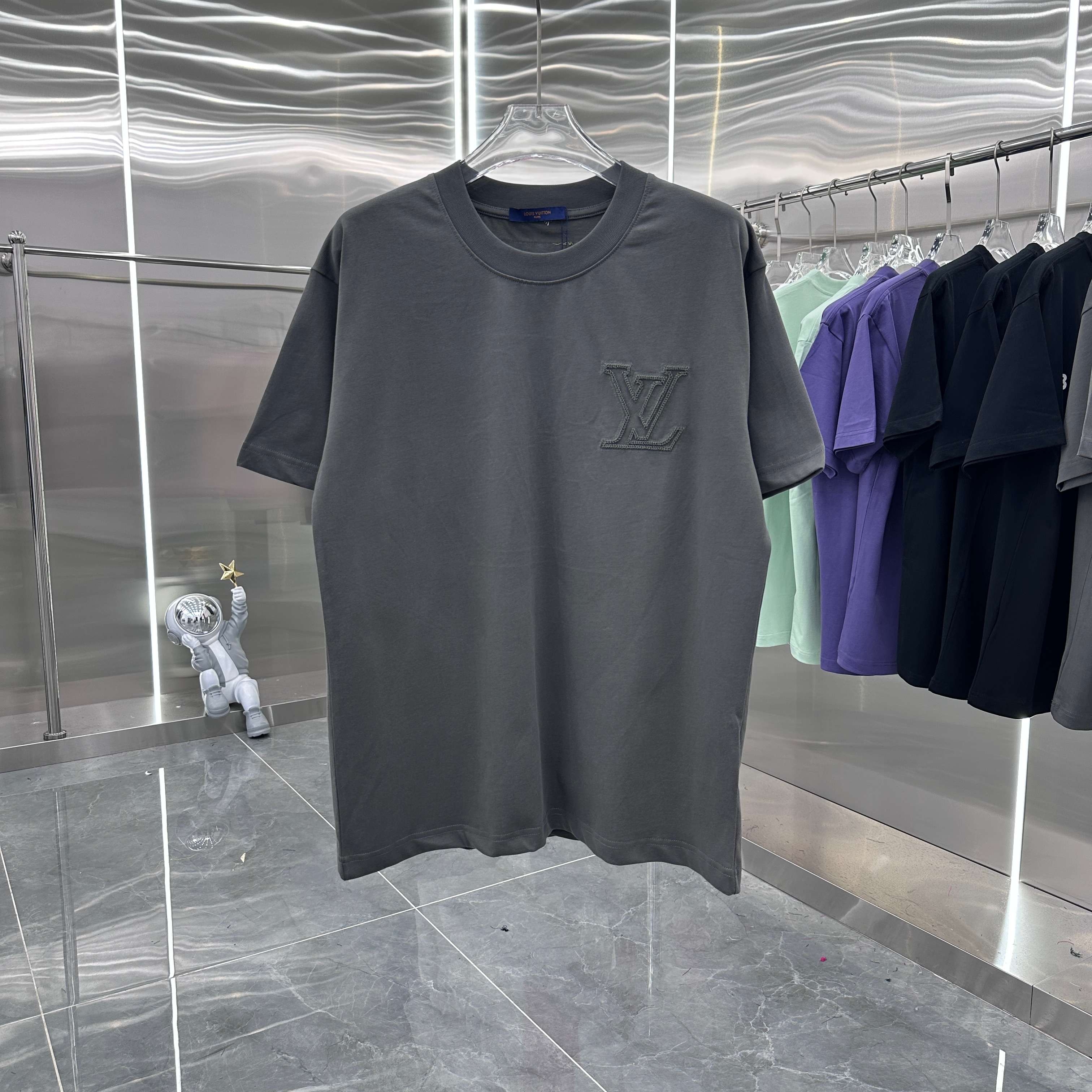 LuxluxHouse Best Quality Clothes T-shirt Louis Vuitton