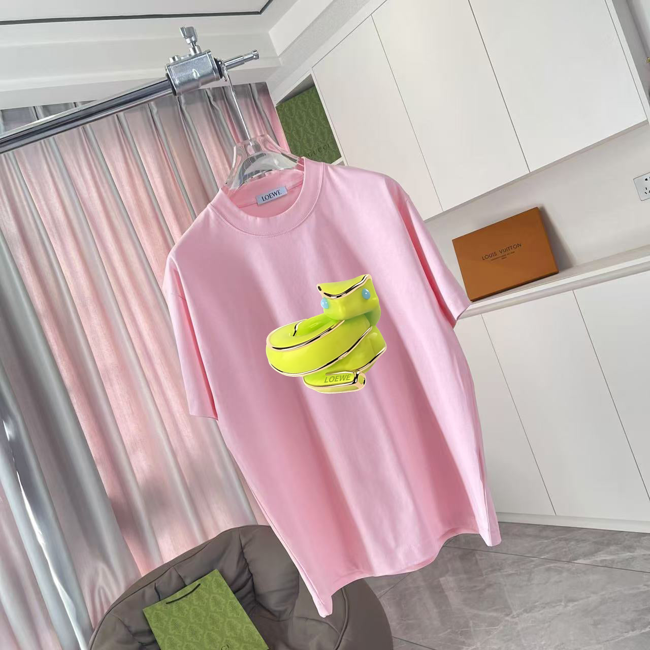 LuxluxHouse Best Quality Clothes T-shirt Loewe