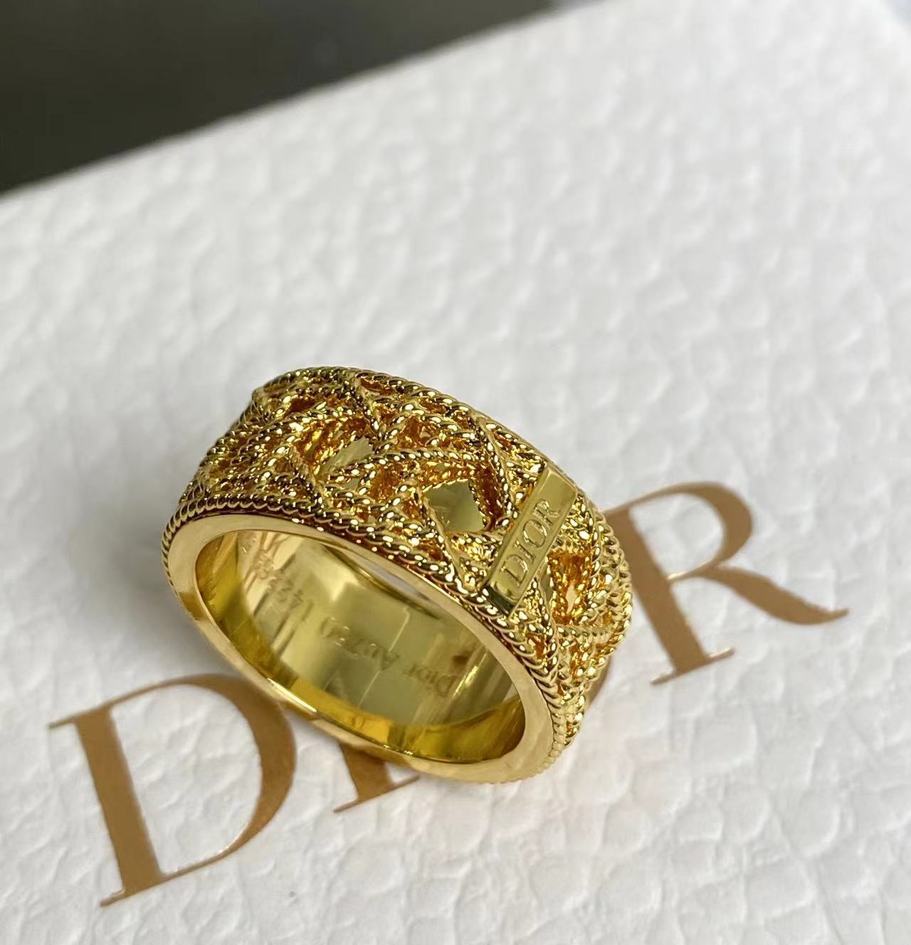 LuxluxHouse Best Quality Accessories Ring Ring Dior