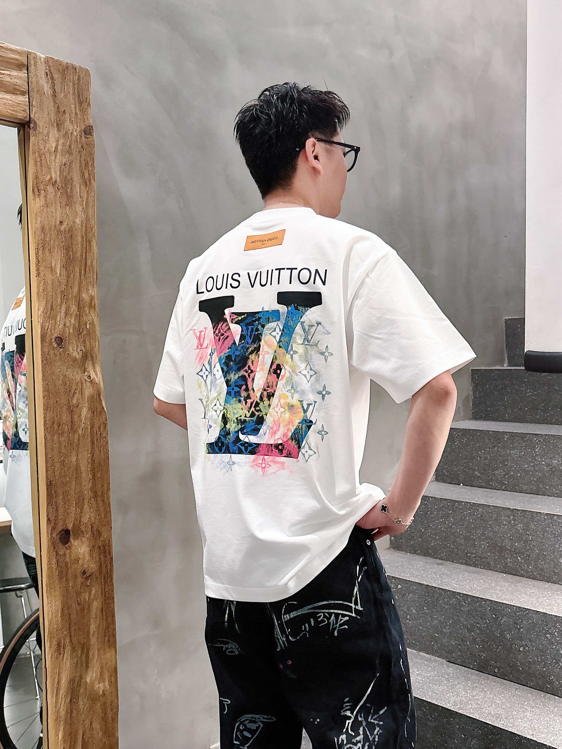 LuxluxHouse Best Quality Clothes T-shirt Louis Vuitton