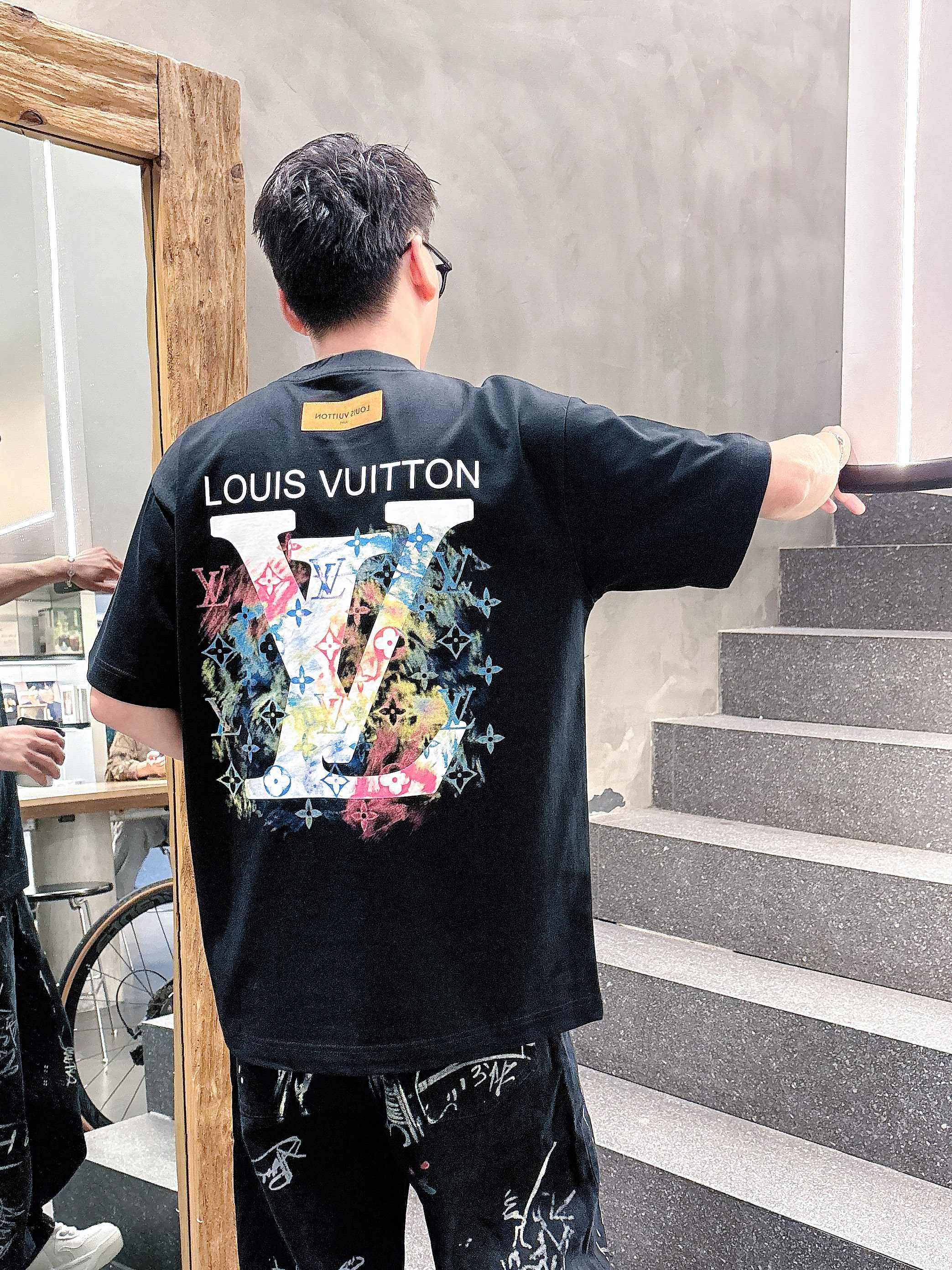 LuxluxHouse Best Quality Clothes T-shirt Louis Vuitton
