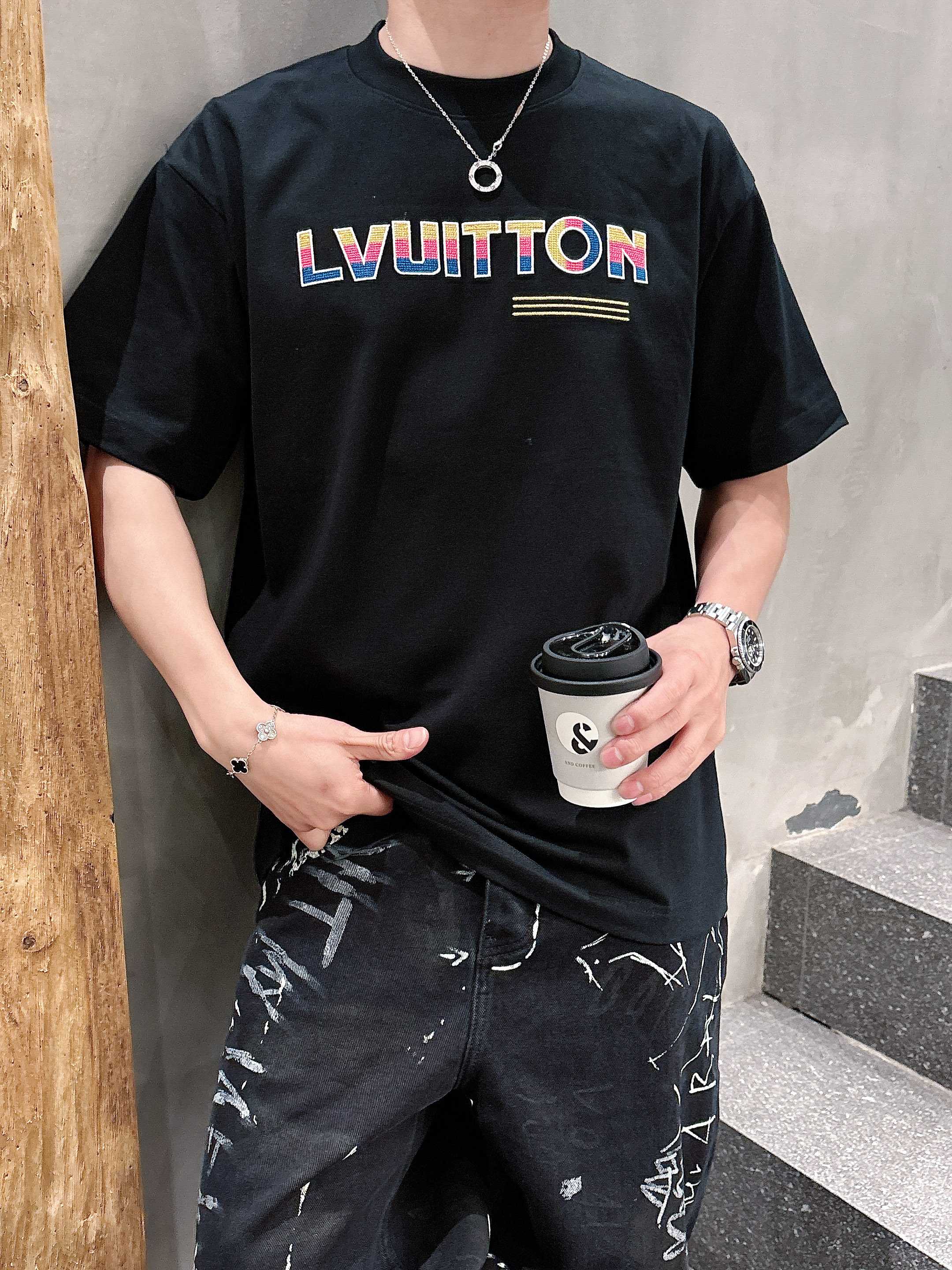 LuxluxHouse Best Quality Clothes T-shirt Louis Vuitton