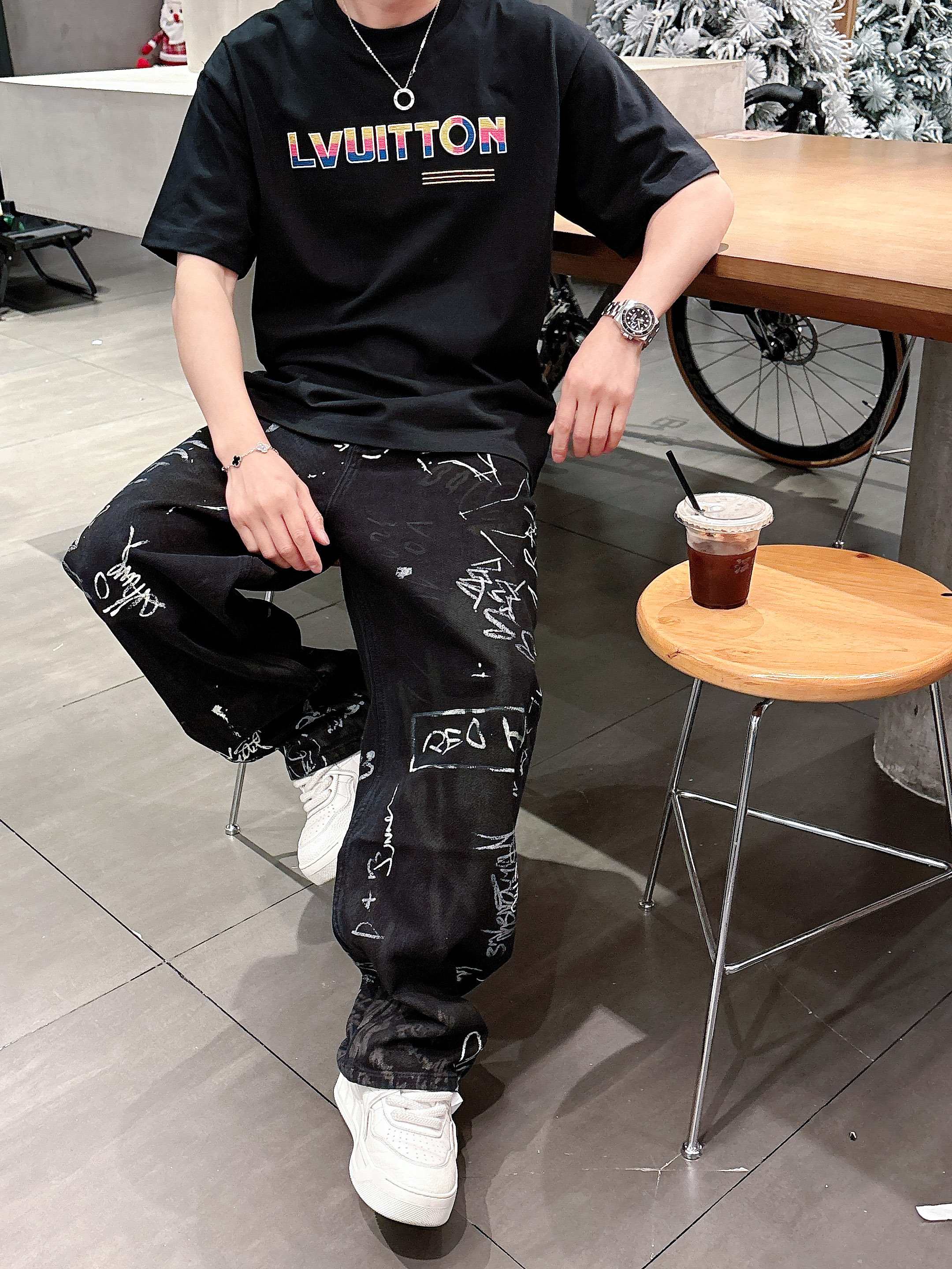 LuxluxHouse Best Quality Clothes T-shirt Louis Vuitton