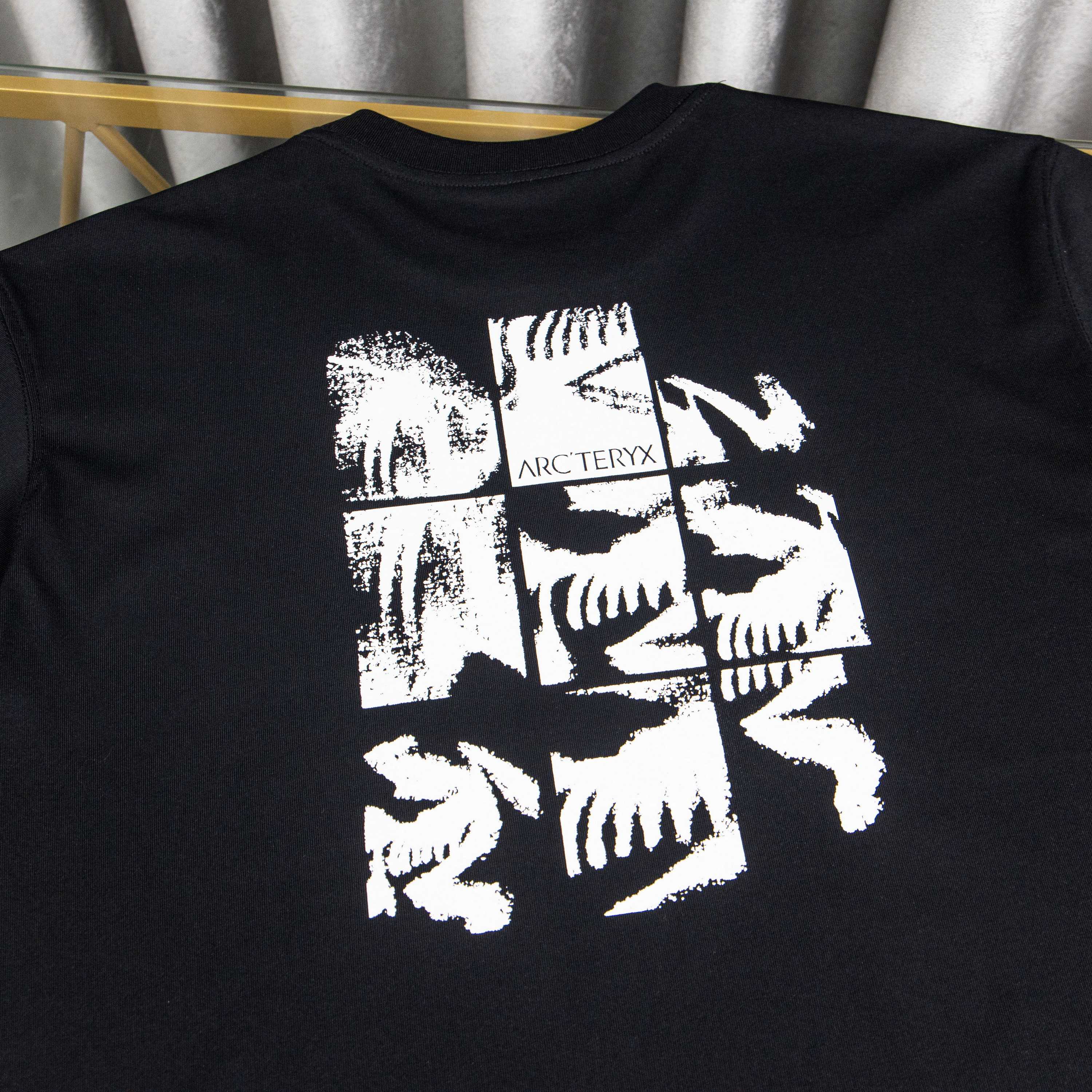 LuxluxHouse Best Quality Clothes T-shirt Arcteryx