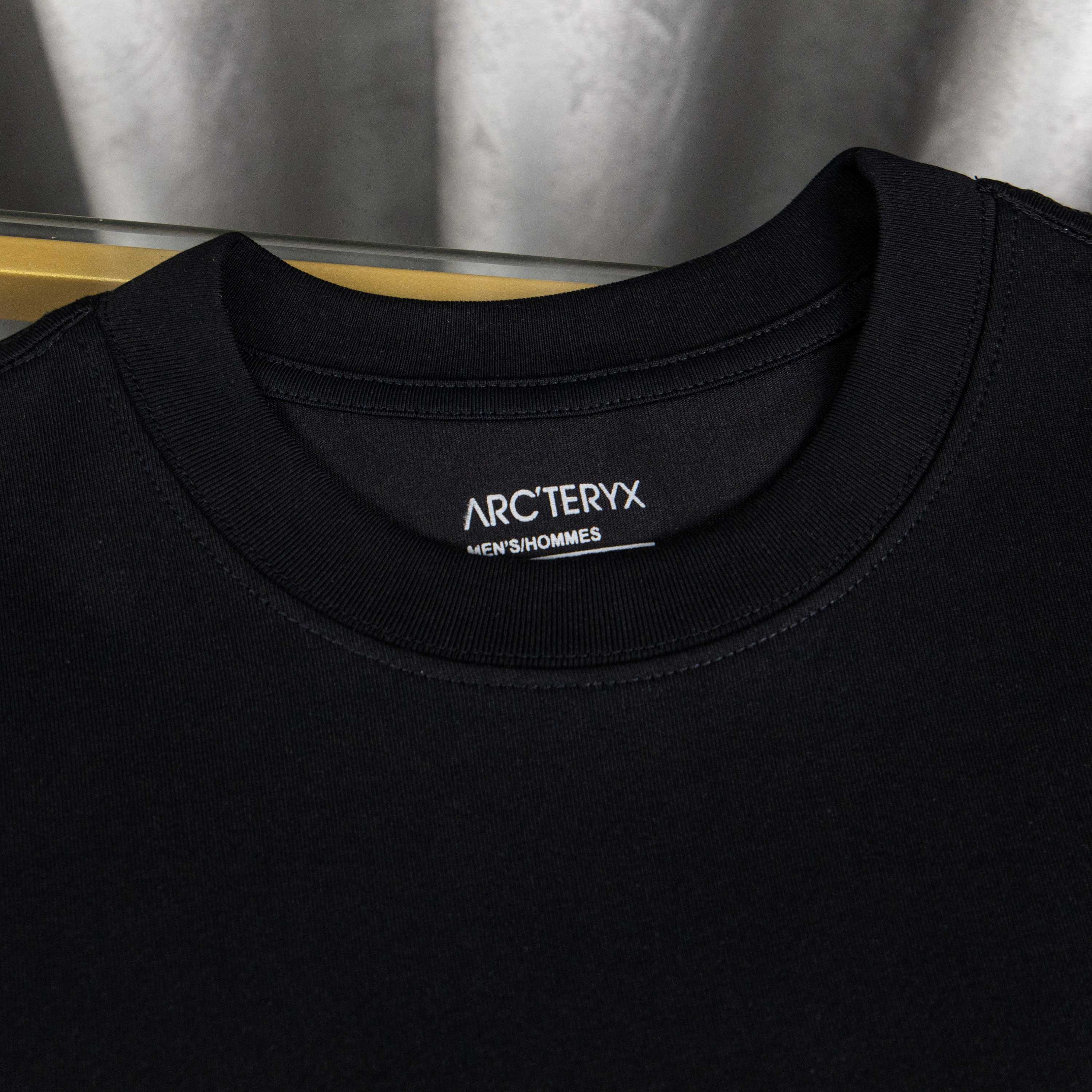 LuxluxHouse Best Quality Clothes T-shirt Arcteryx