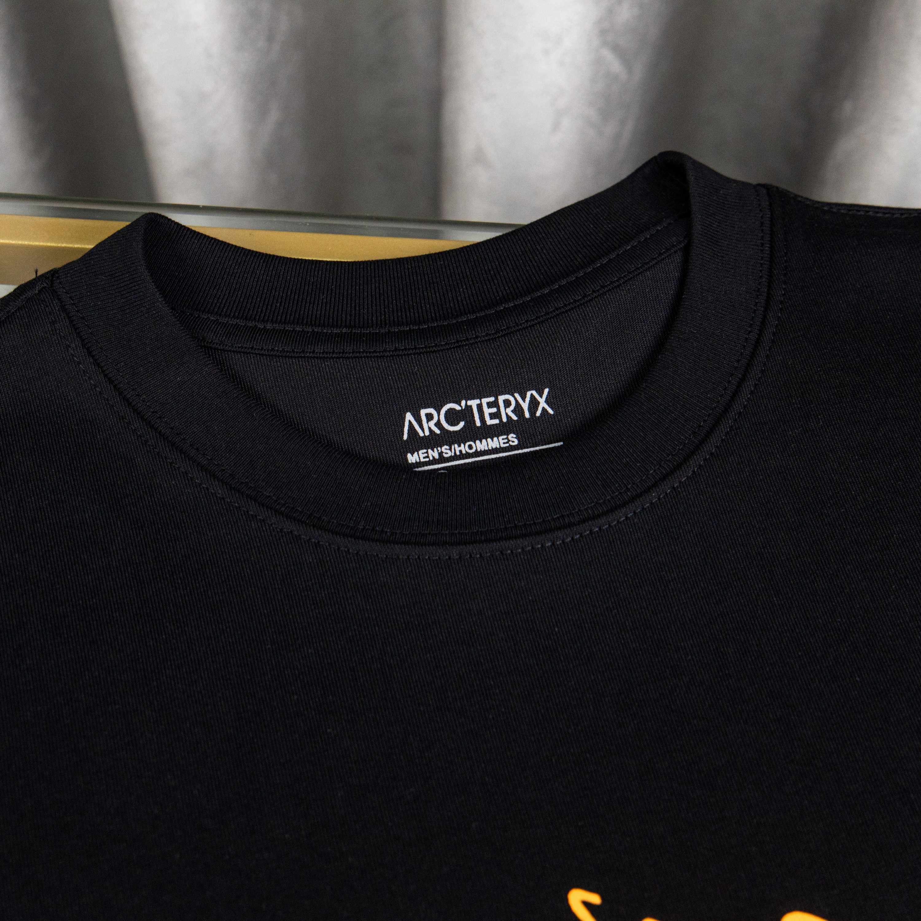 LuxluxHouse Best Quality Clothes T-shirt Arcteryx