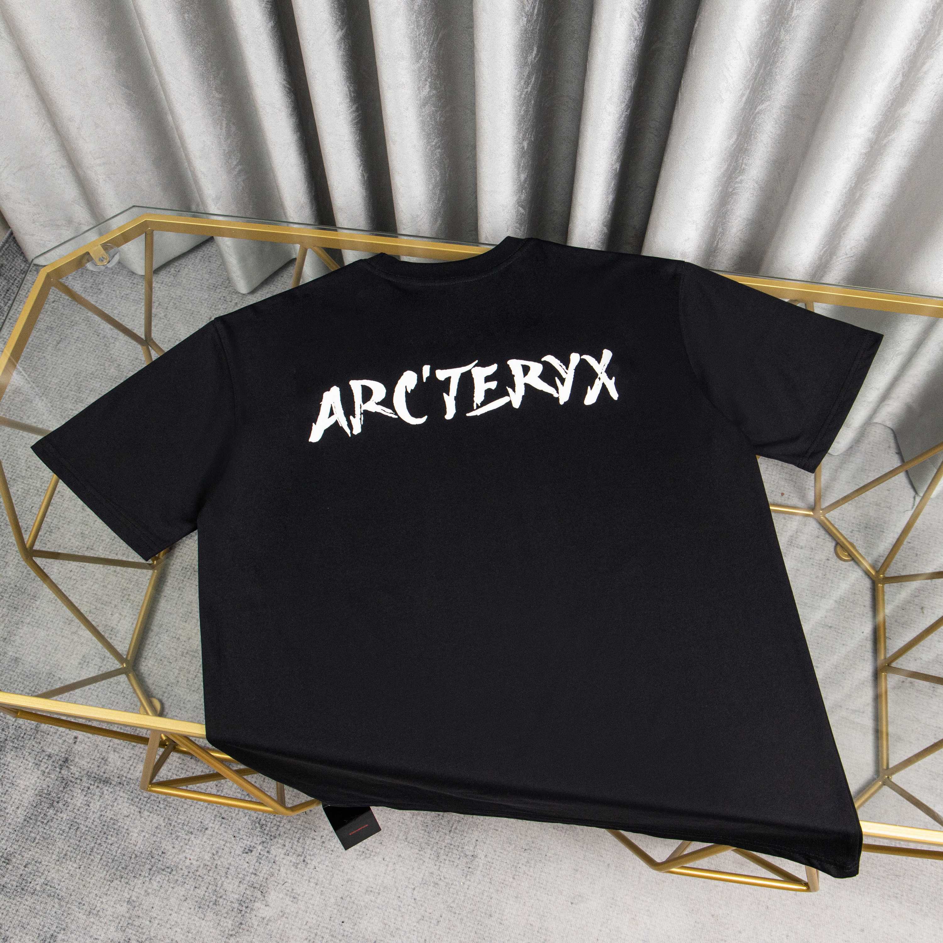 LuxluxHouse Best Quality Clothes T-shirt Arcteryx