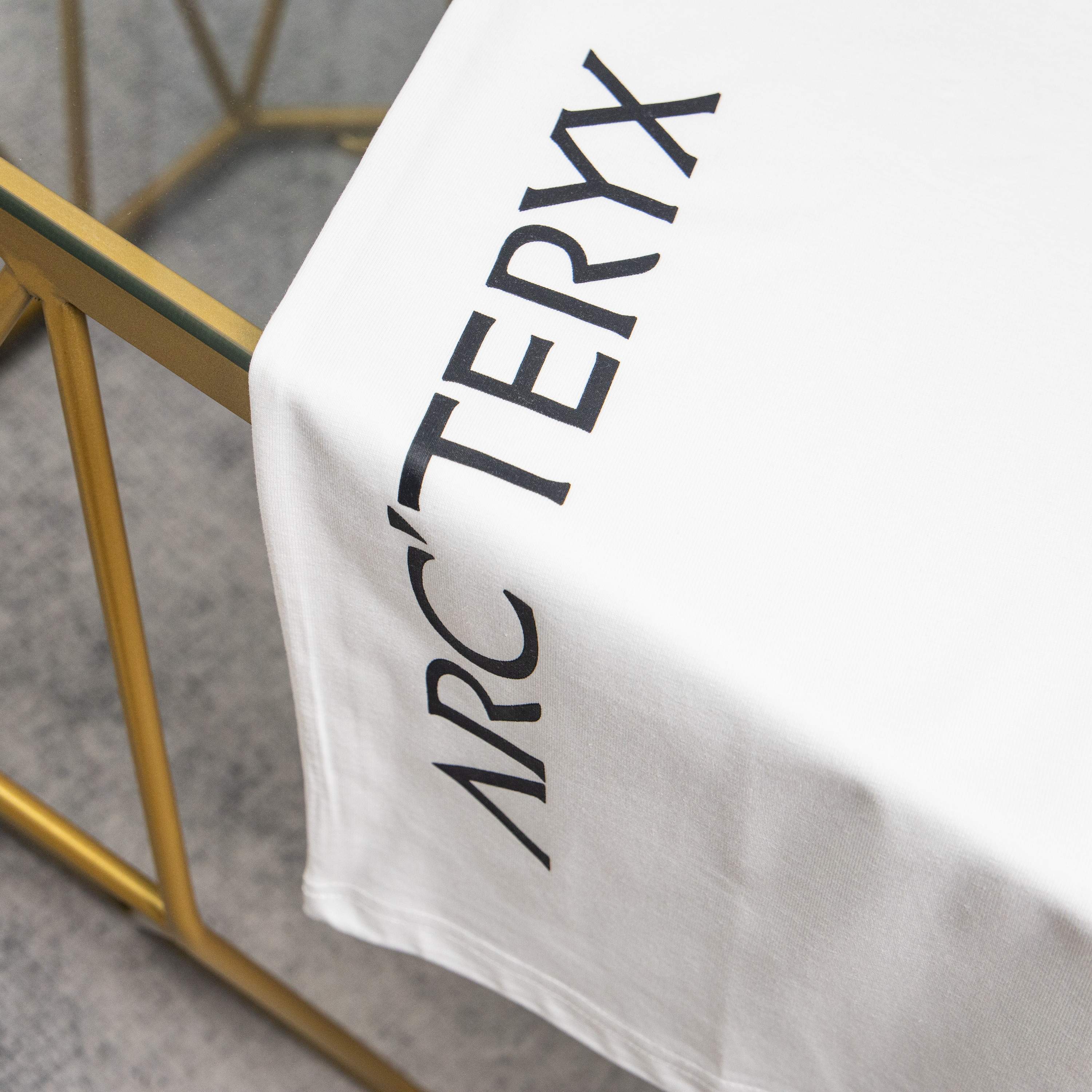 LuxluxHouse Best Quality Clothes T-shirt Arcteryx