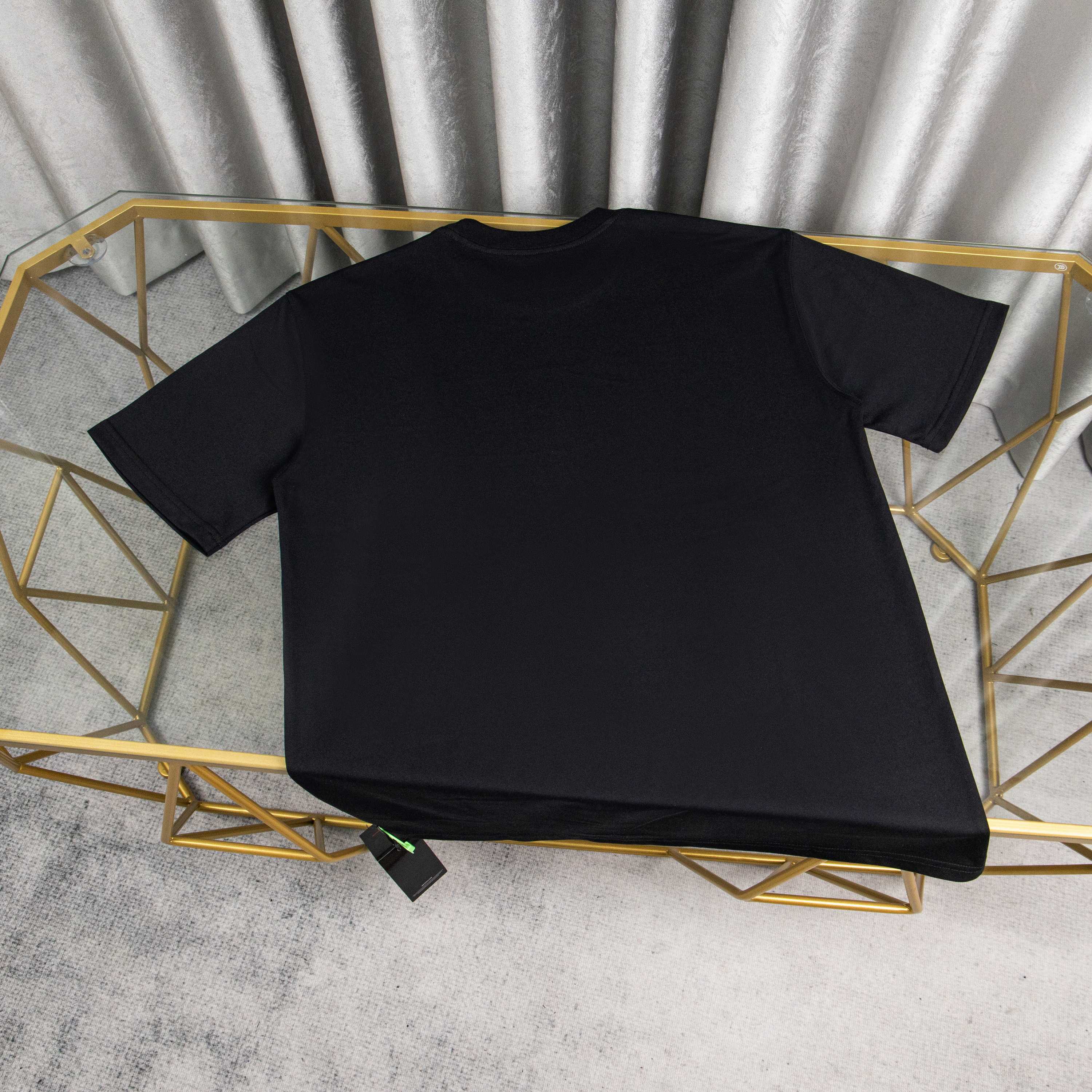 LuxluxHouse Best Quality Clothes T-shirt Arcteryx