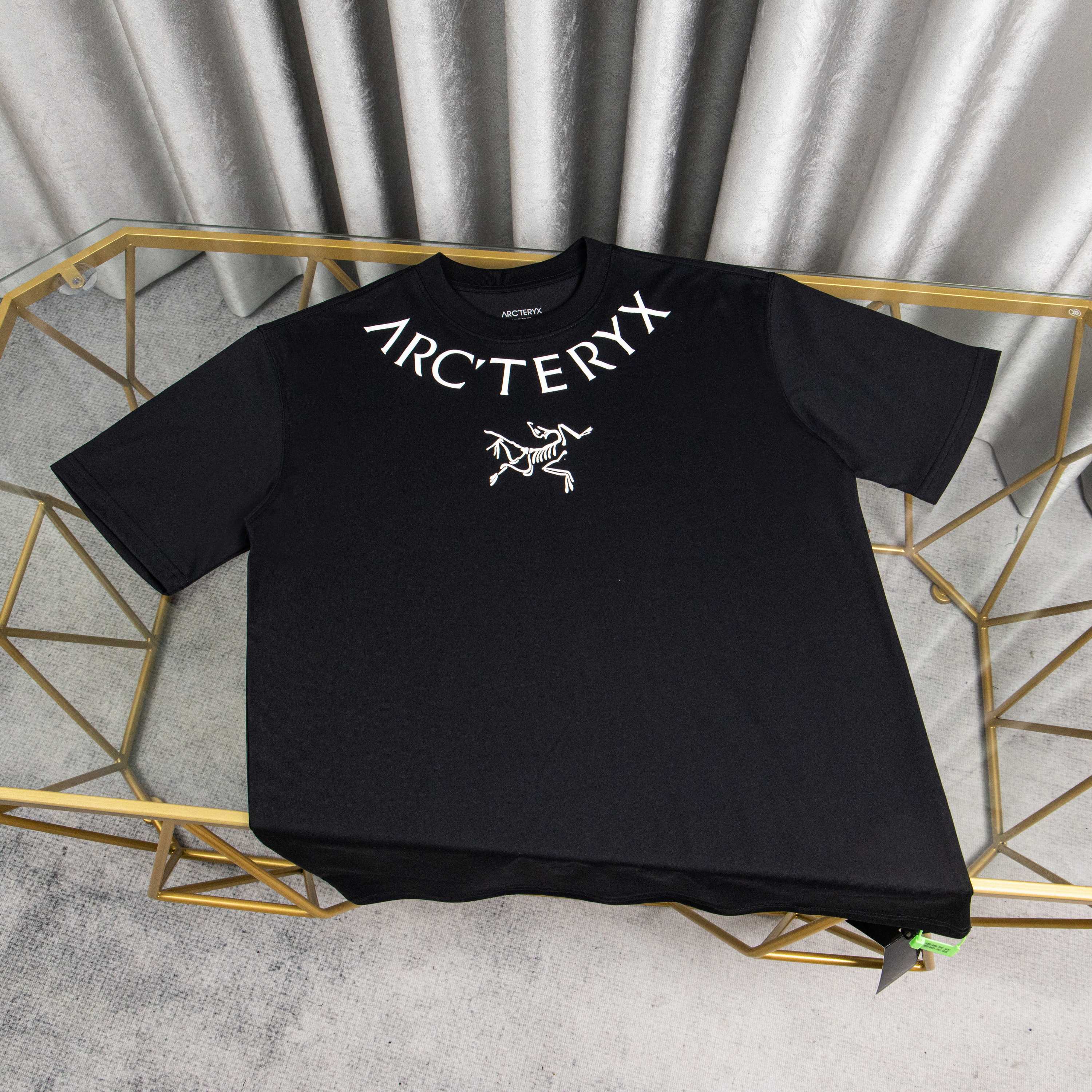 LuxluxHouse Best Quality Clothes T-shirt Arcteryx