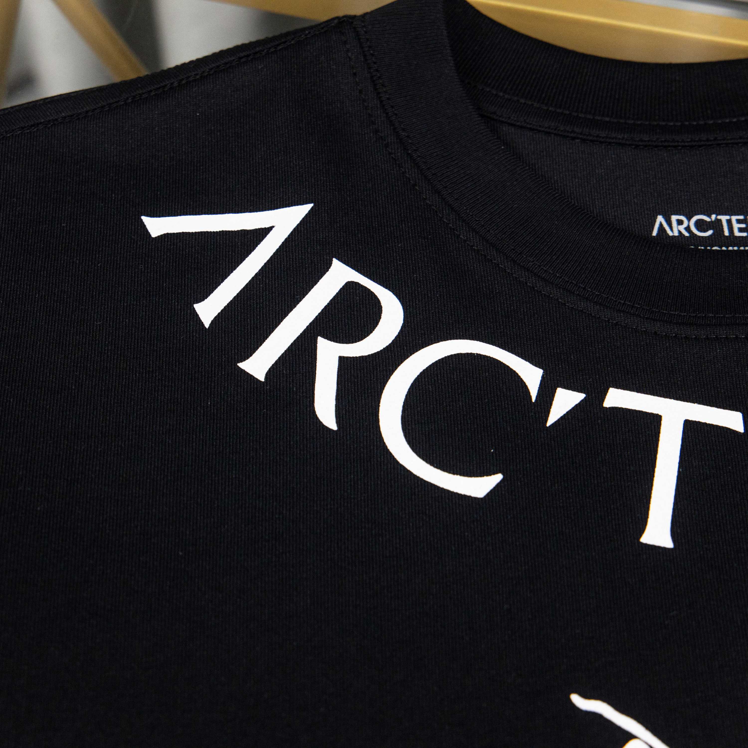 LuxluxHouse Best Quality Clothes T-shirt Arcteryx