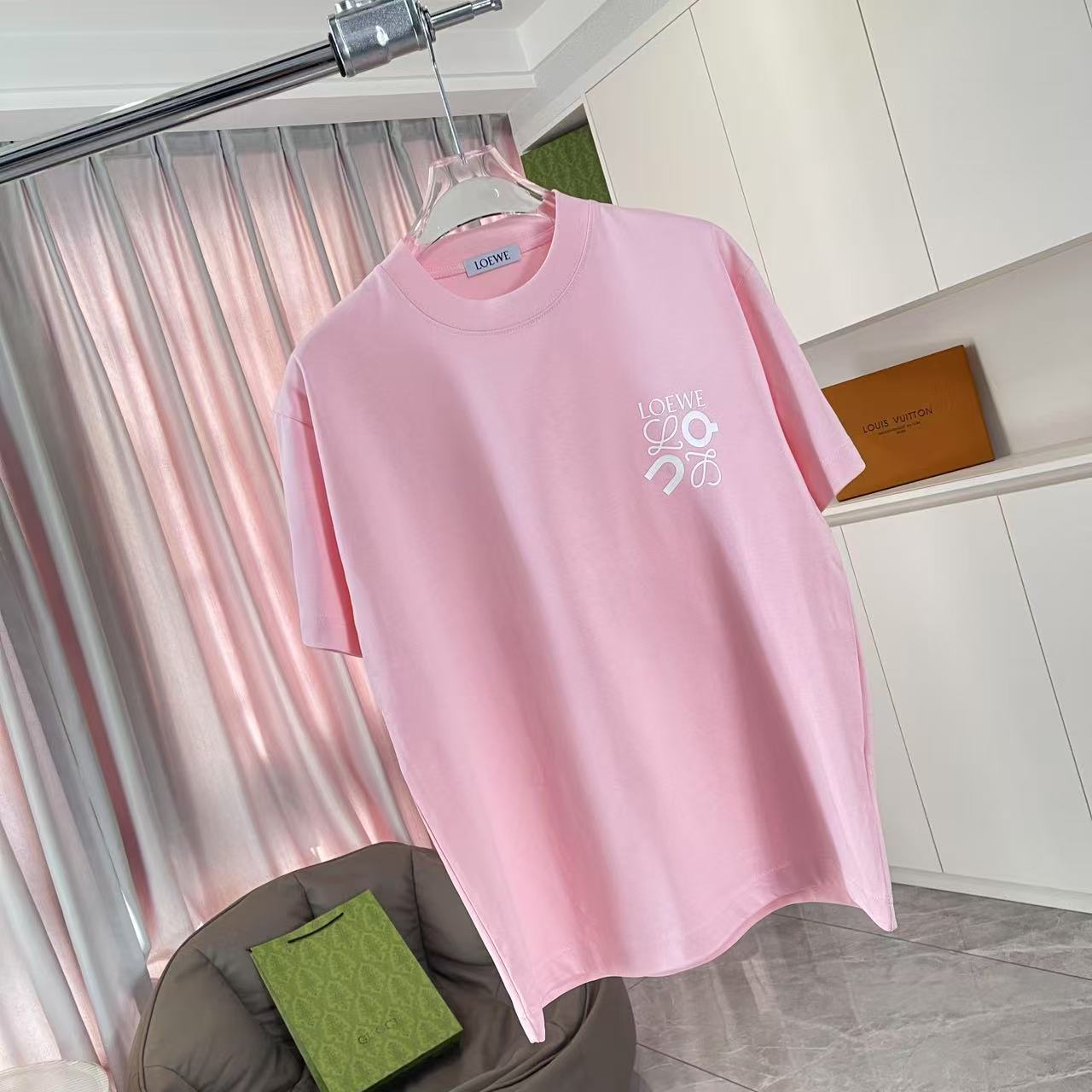 LuxluxHouse Best Quality Clothes T-shirt Loewe