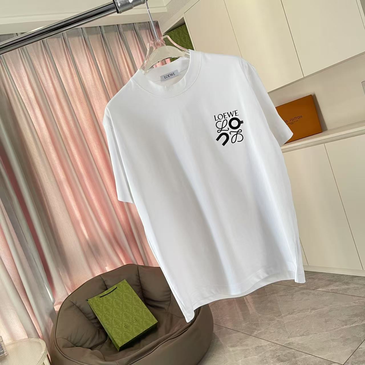 LuxluxHouse Best Quality Clothes T-shirt Loewe