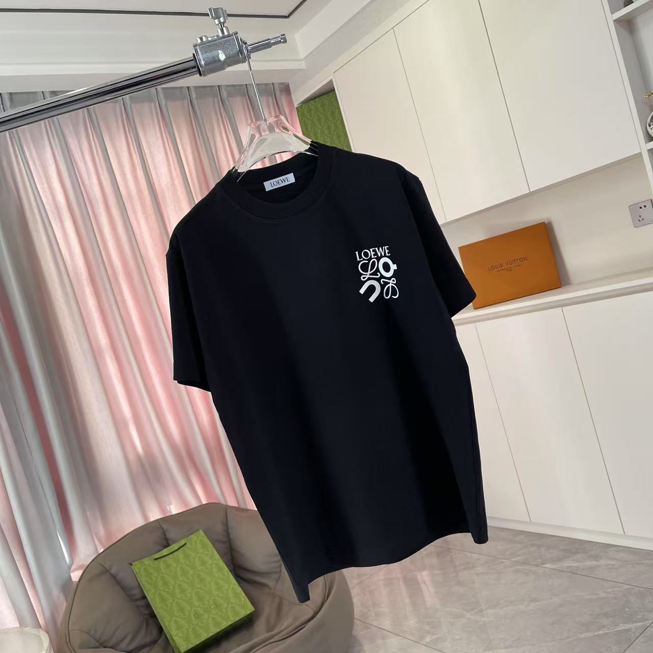 LuxluxHouse Best Quality Clothes T-shirt Loewe