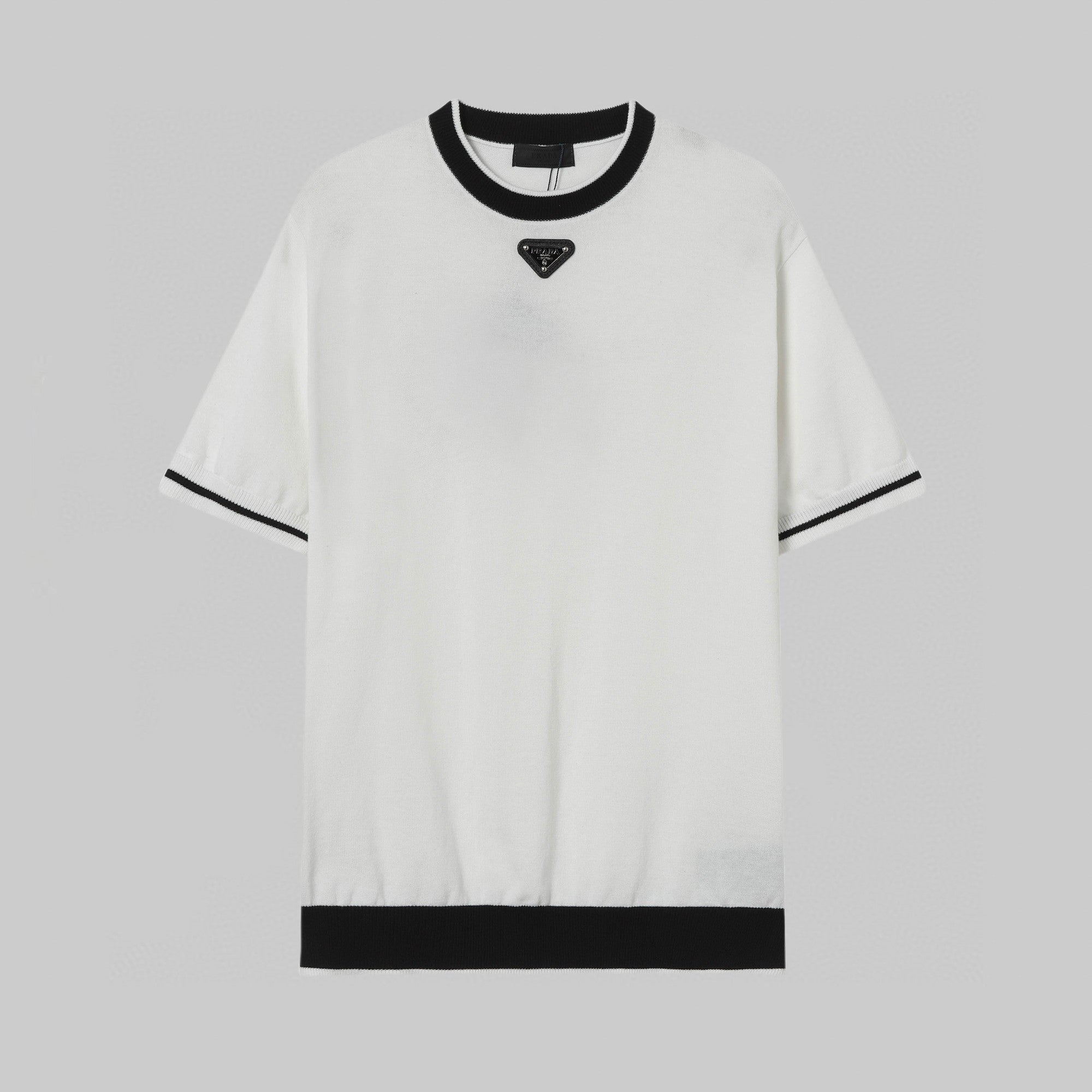 LuxluxHouse Best Quality Clothes T-shirt Prada