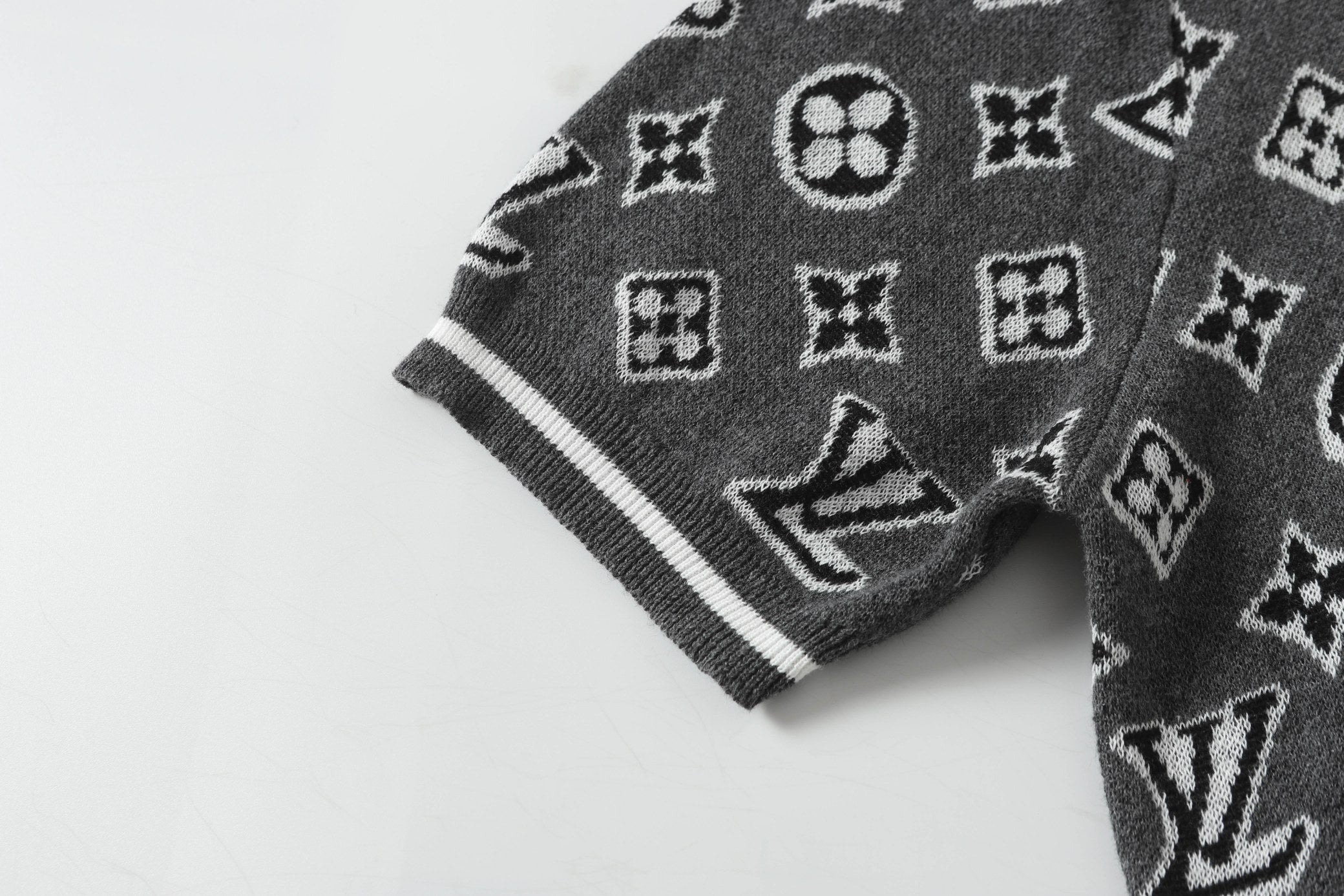 LuxluxHouse Best Quality Clothes Shirts&Polo Louis Vuitton