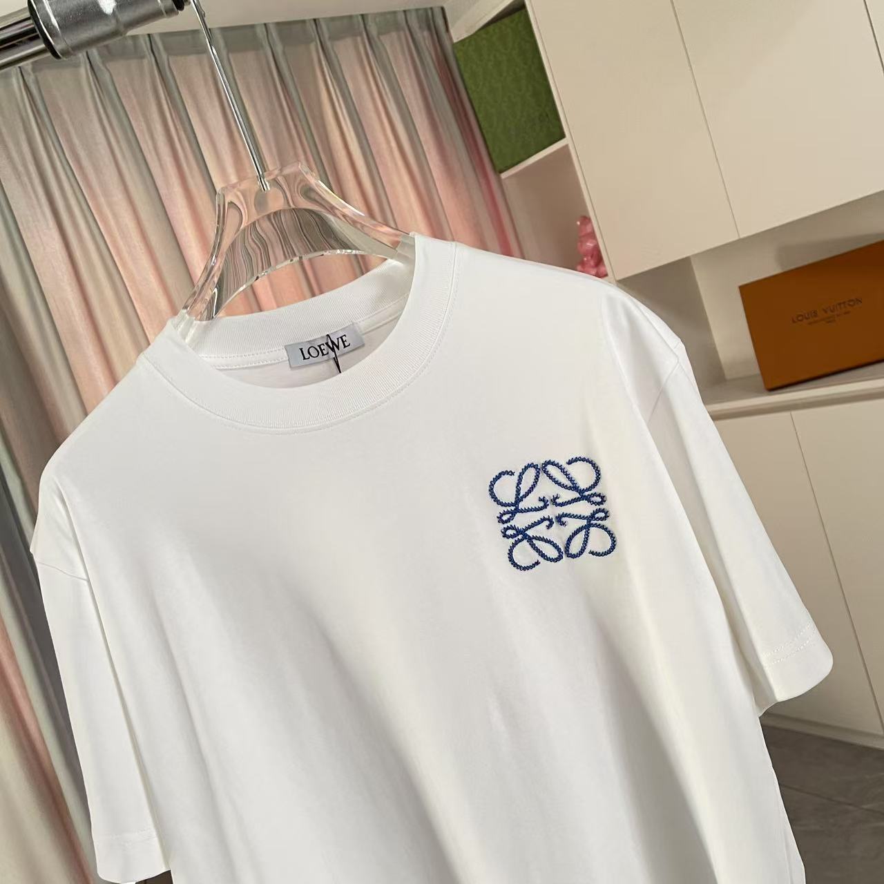 LuxluxHouse Best Quality Clothes T-shirt Loewe
