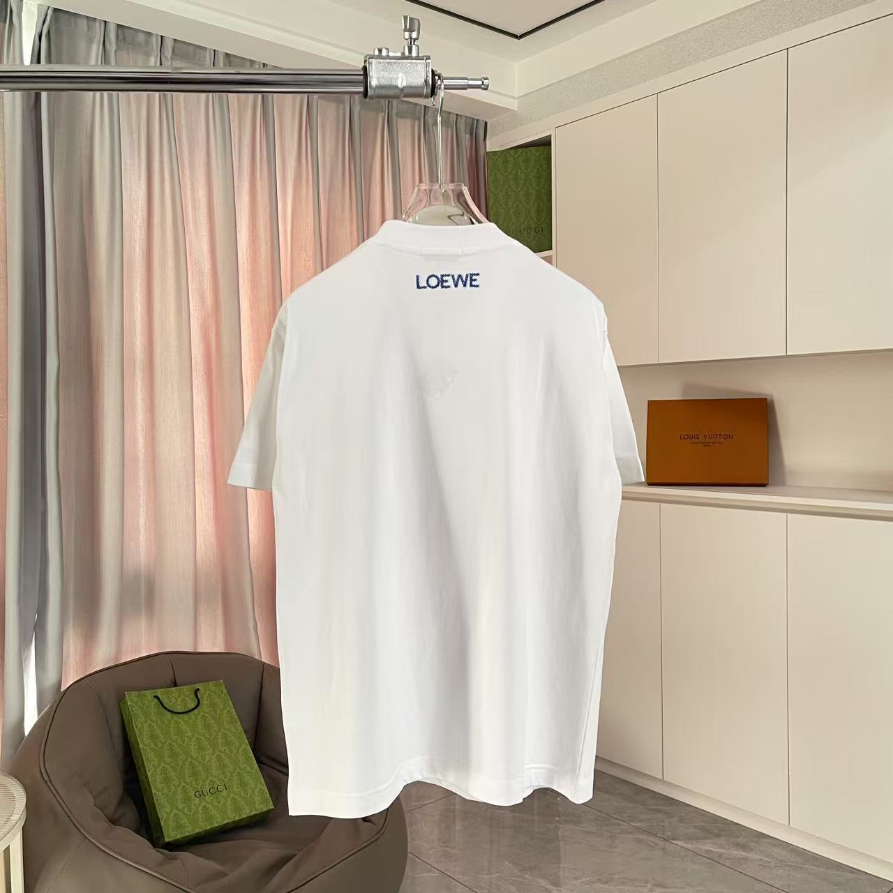 LuxluxHouse Best Quality Clothes T-shirt Loewe