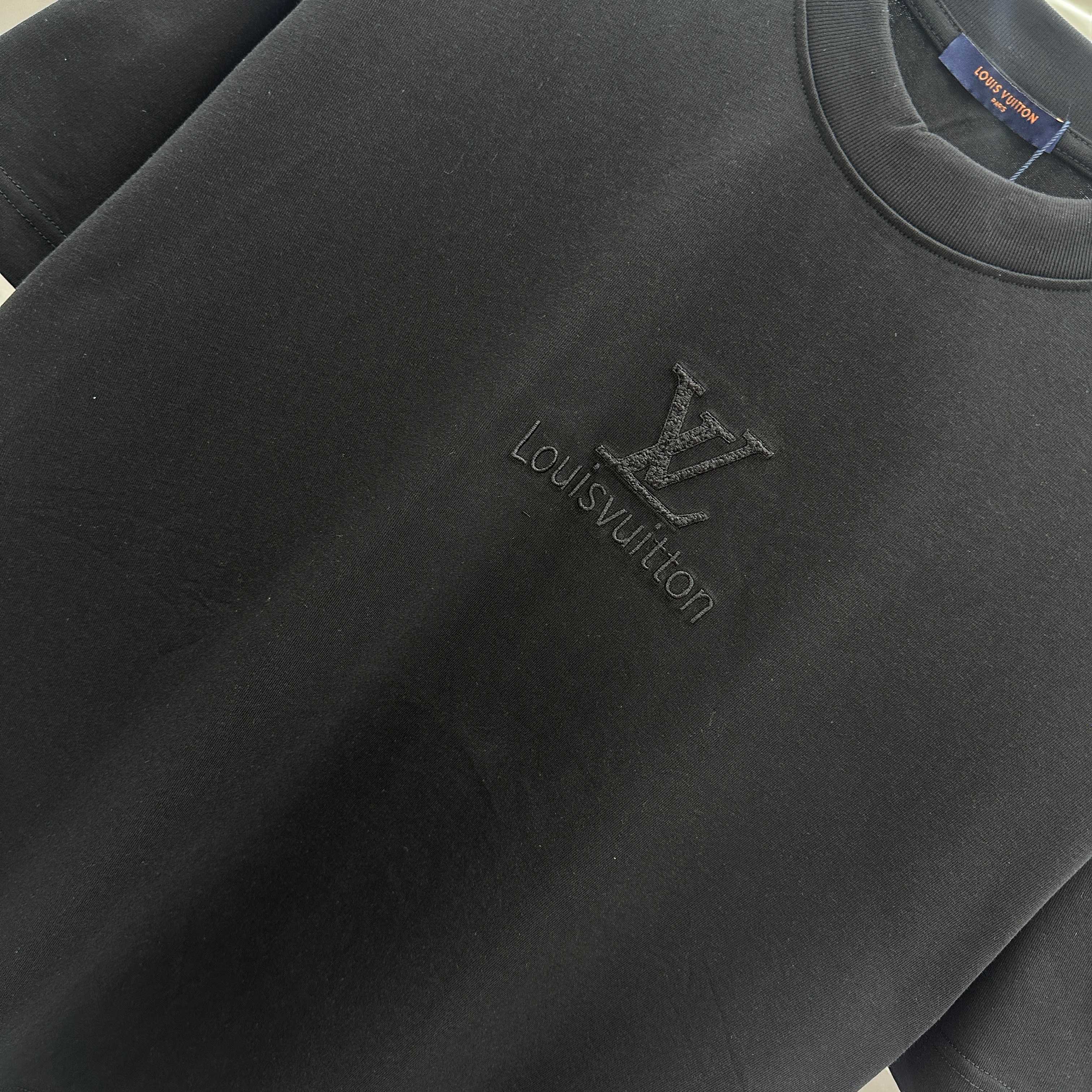 LuxluxHouse Best Quality Clothes T-shirt Louis Vuitton