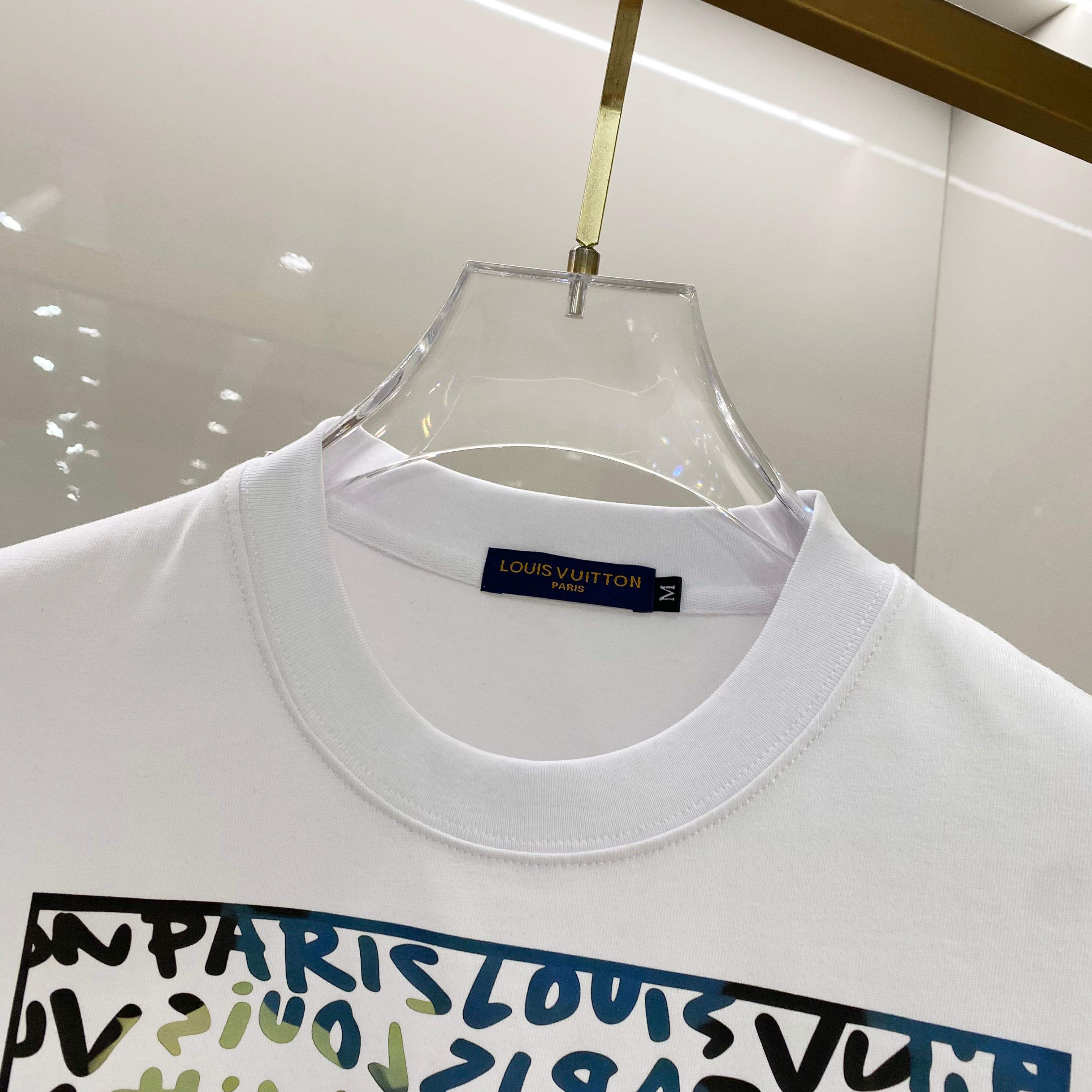 LuxluxHouse Best Quality Clothes T-shirt Louis Vuitton