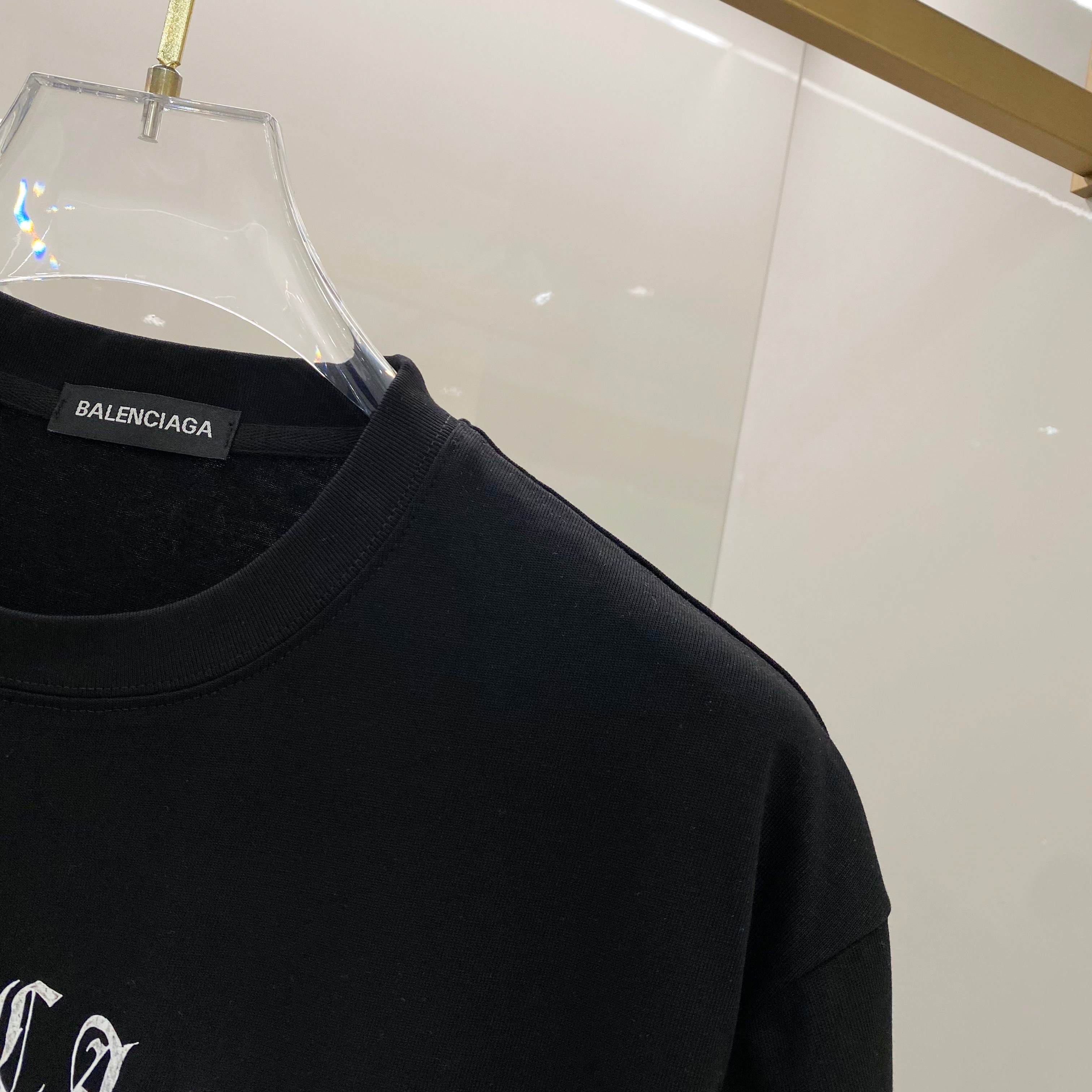 LuxluxHouse Best Quality Clothes Balenciaga T-shirt