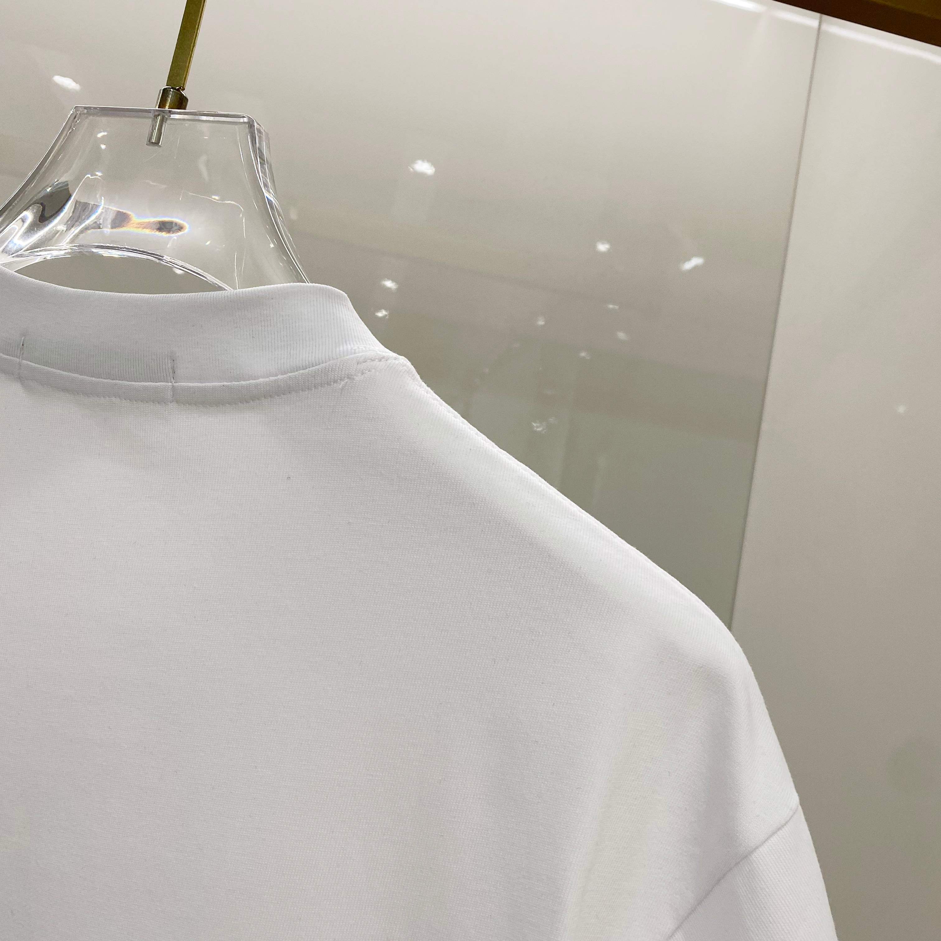 LuxluxHouse Best Quality Clothes Burberry T-shirt