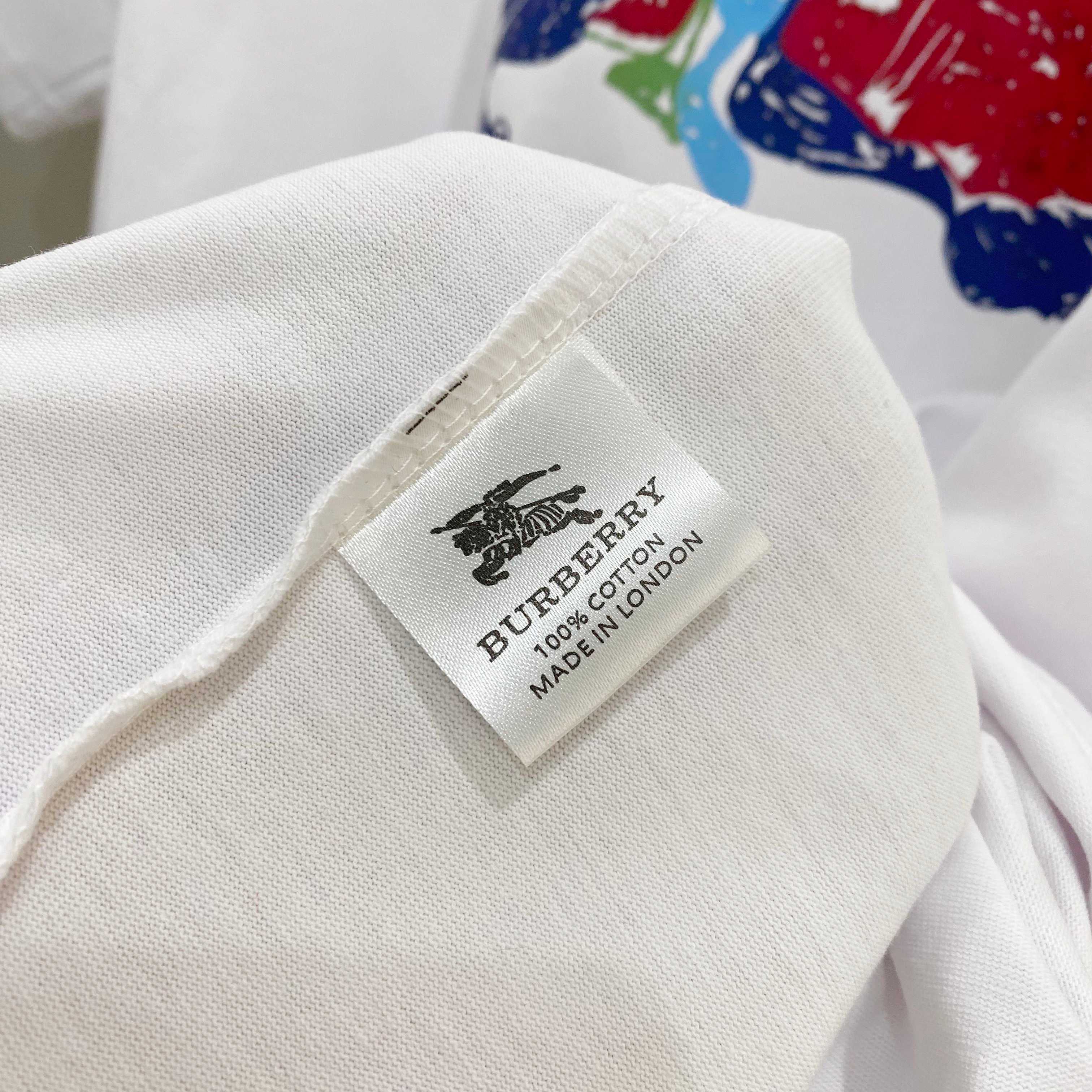 LuxluxHouse Best Quality Clothes Burberry T-shirt