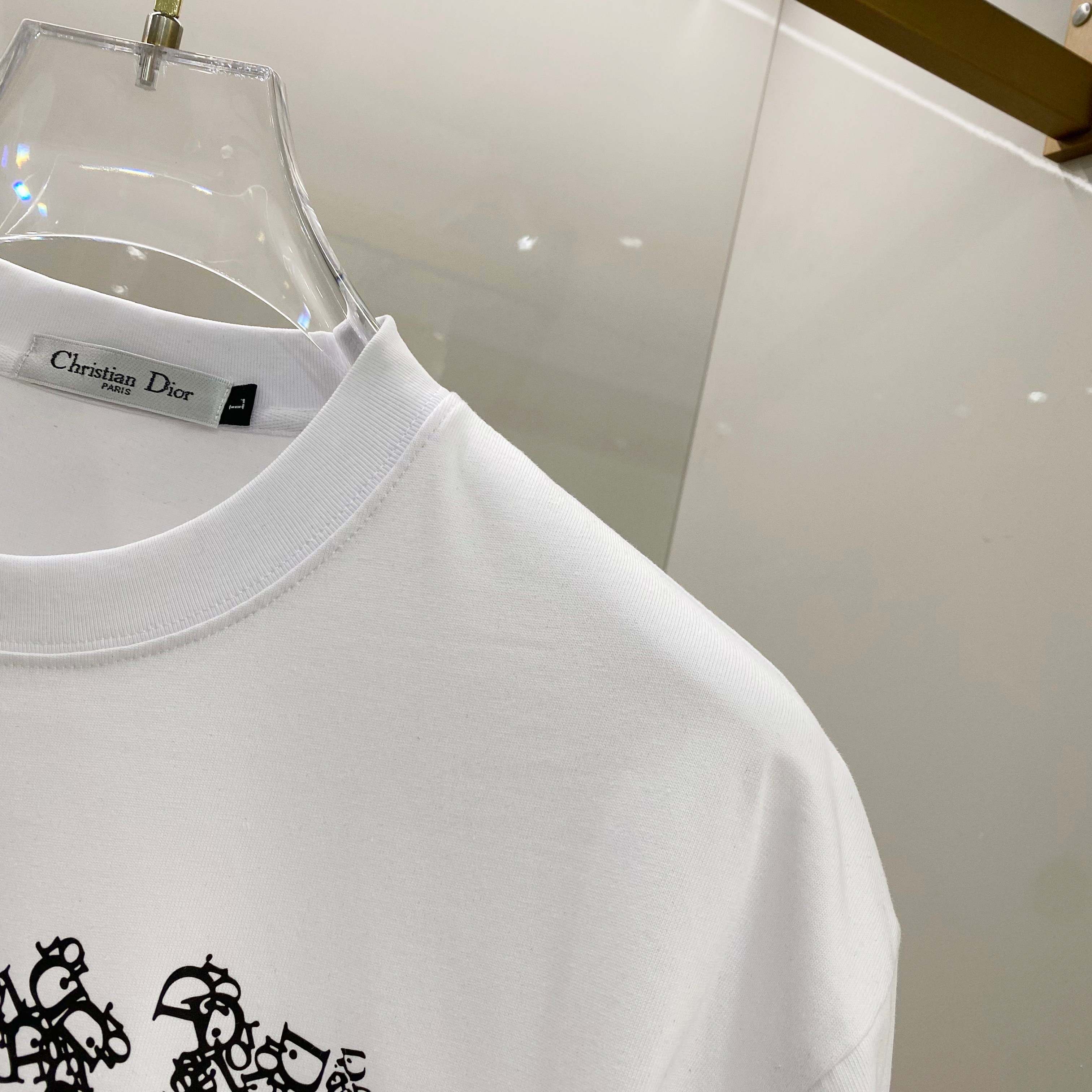 LuxluxHouse Best Quality Clothes T-shirt Dior