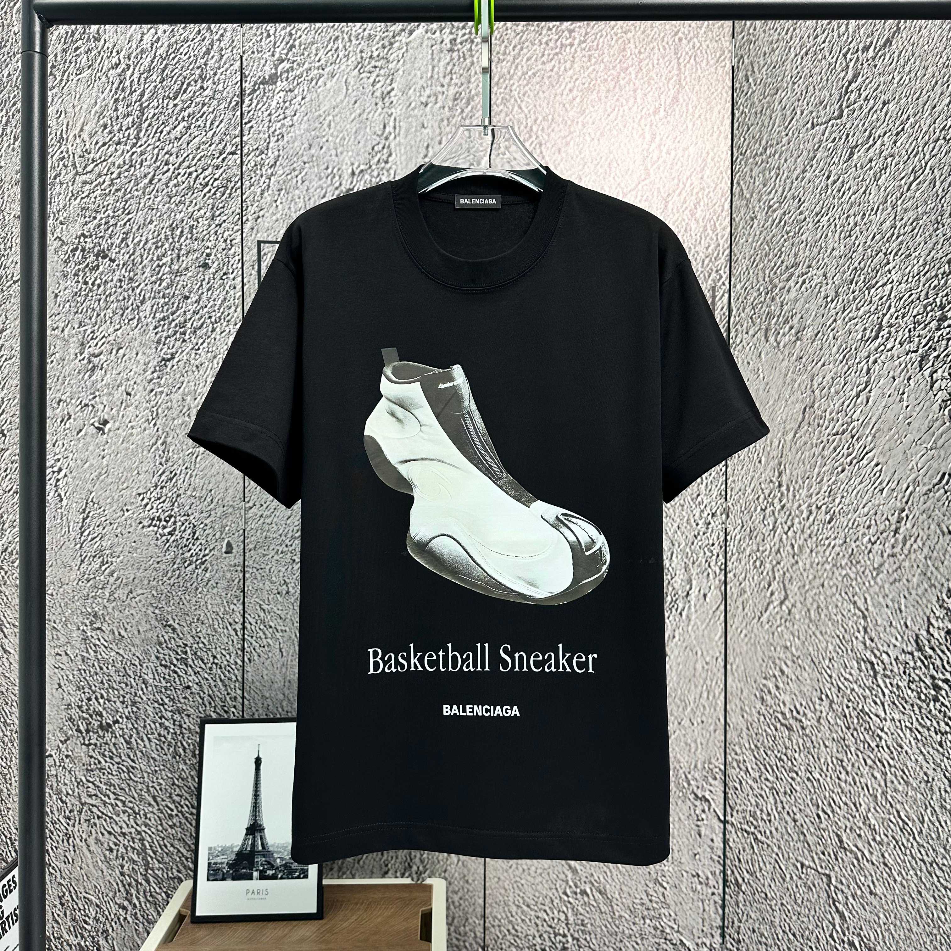 LuxluxHouse Best Quality Clothes Balenciaga T-shirt