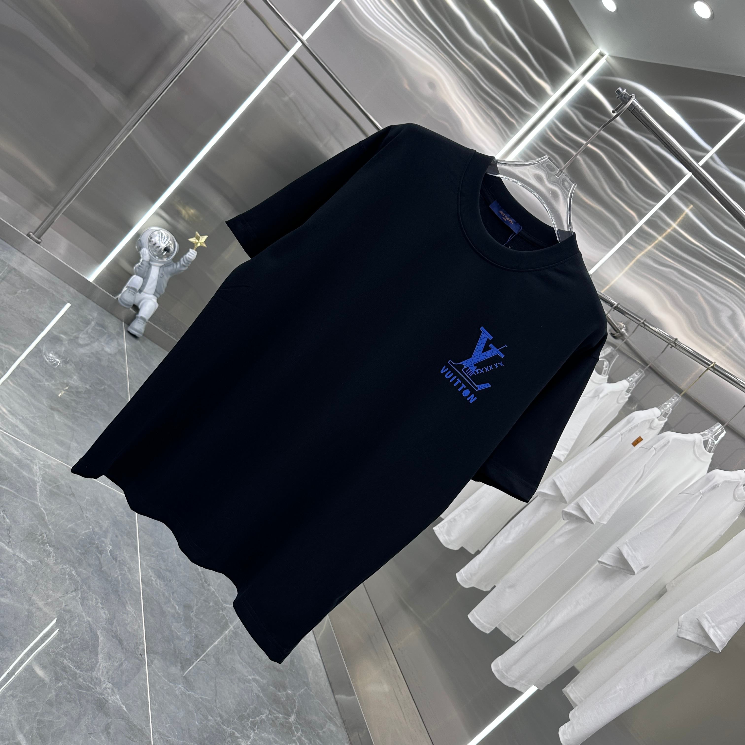 LuxluxHouse Best Quality Clothes T-shirt Louis Vuitton