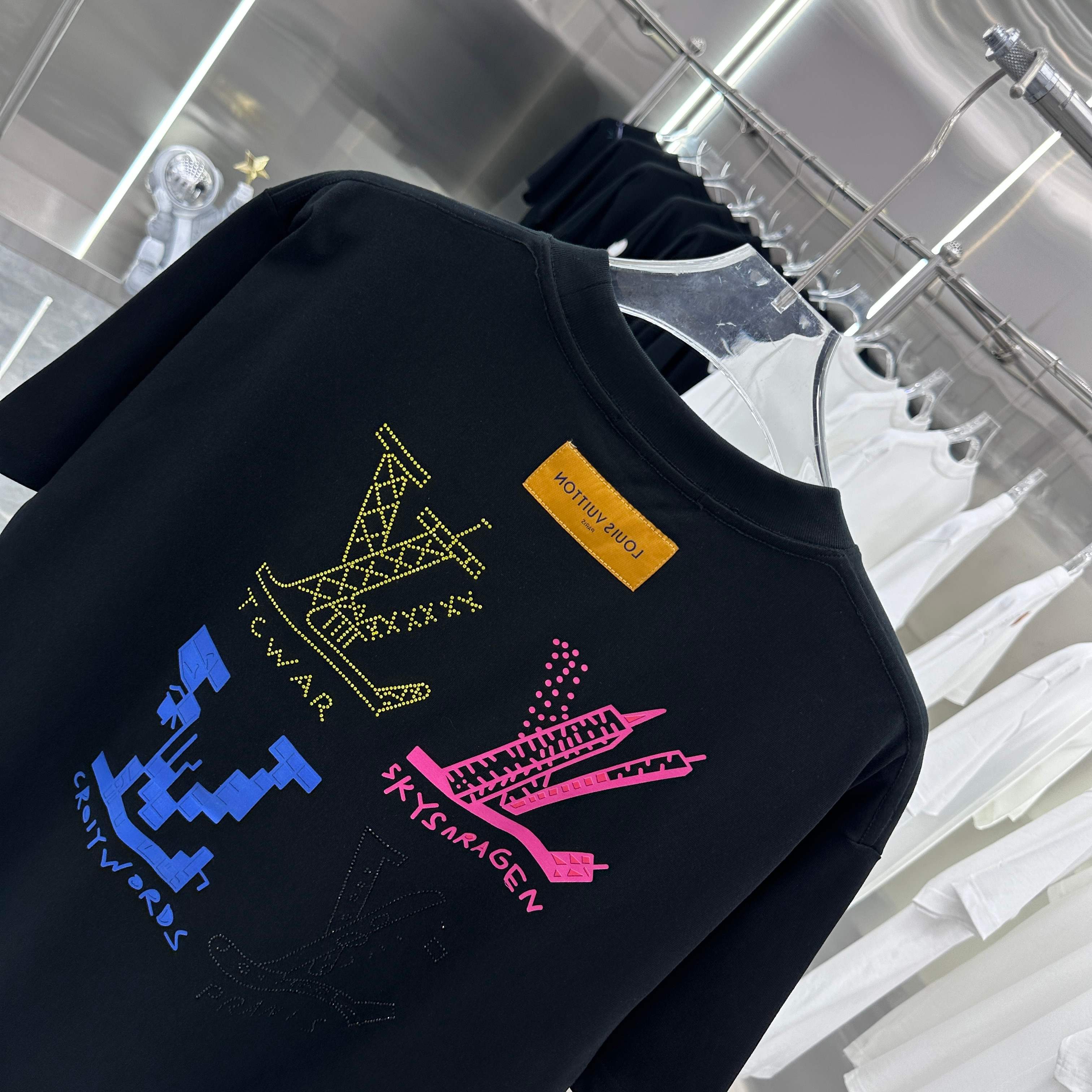 LuxluxHouse Best Quality Clothes T-shirt Louis Vuitton