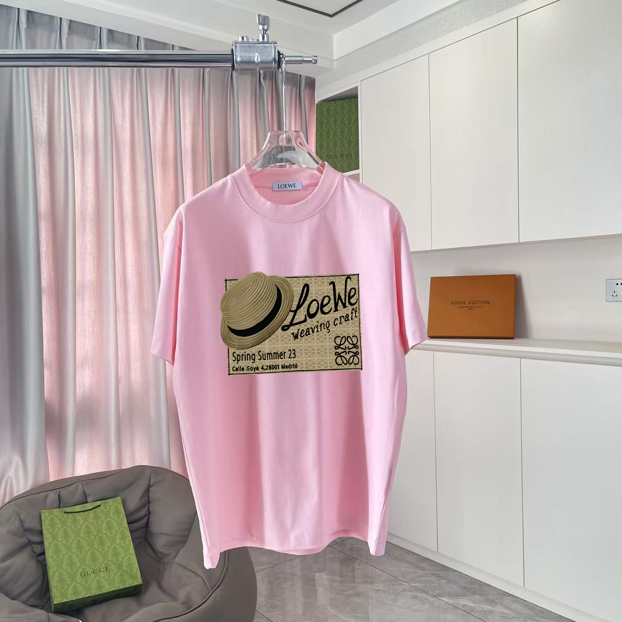 LuxluxHouse Best Quality Clothes T-shirt Loewe