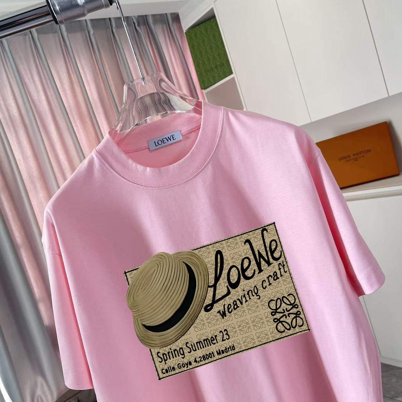 LuxluxHouse Best Quality Clothes T-shirt Loewe