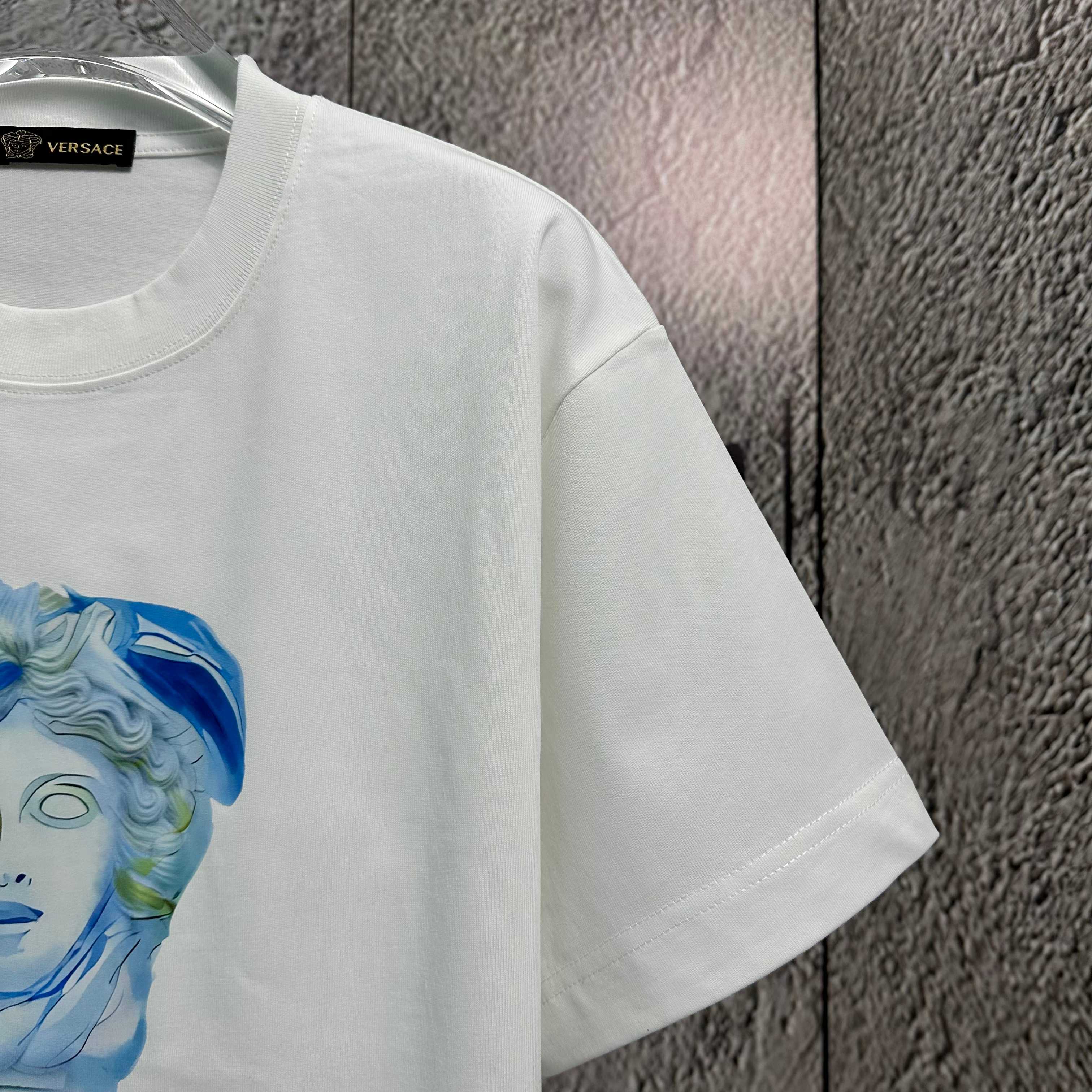 LuxluxHouse Best Quality Clothes Versace T-shirt