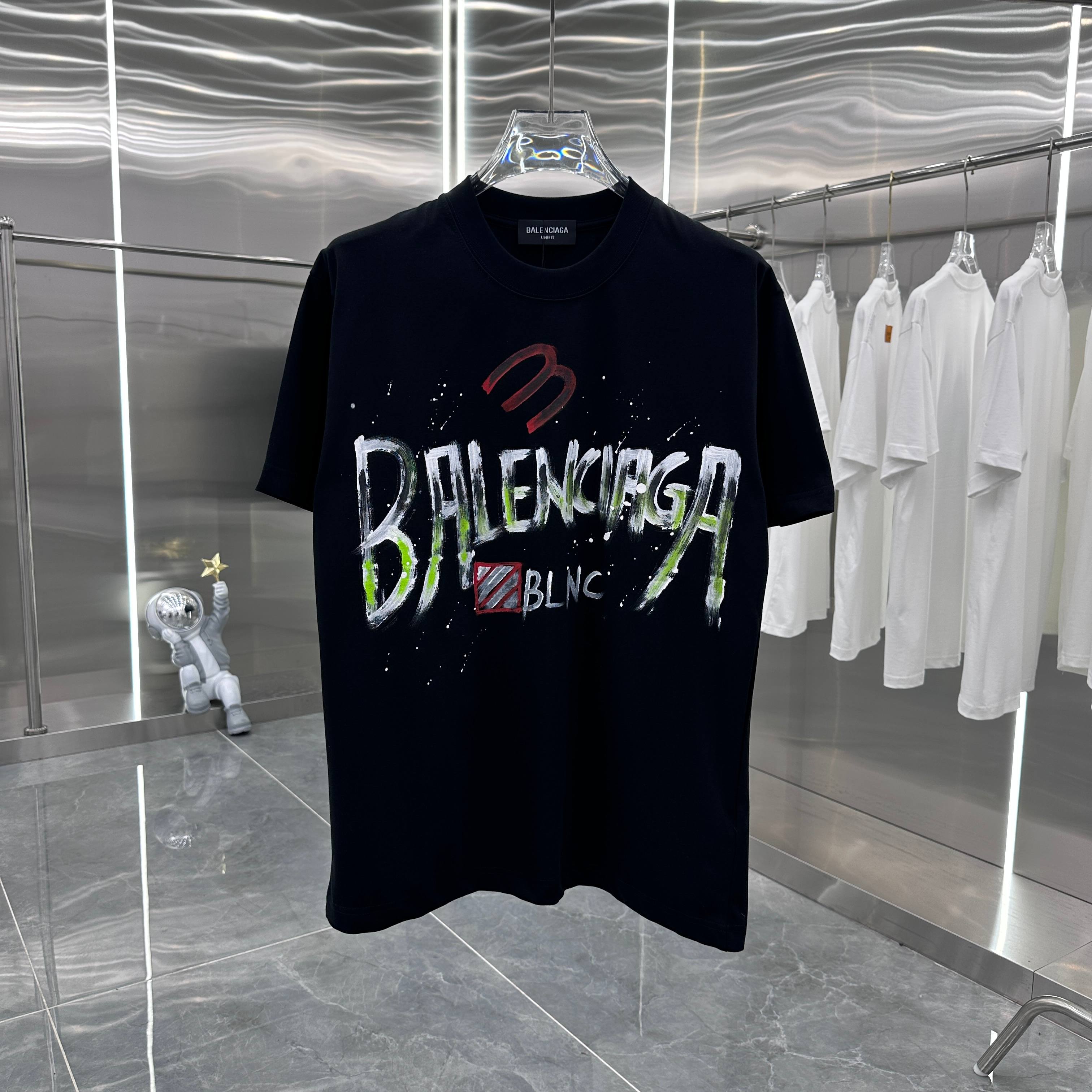 LuxluxHouse Best Quality Clothes Balenciaga T-shirt
