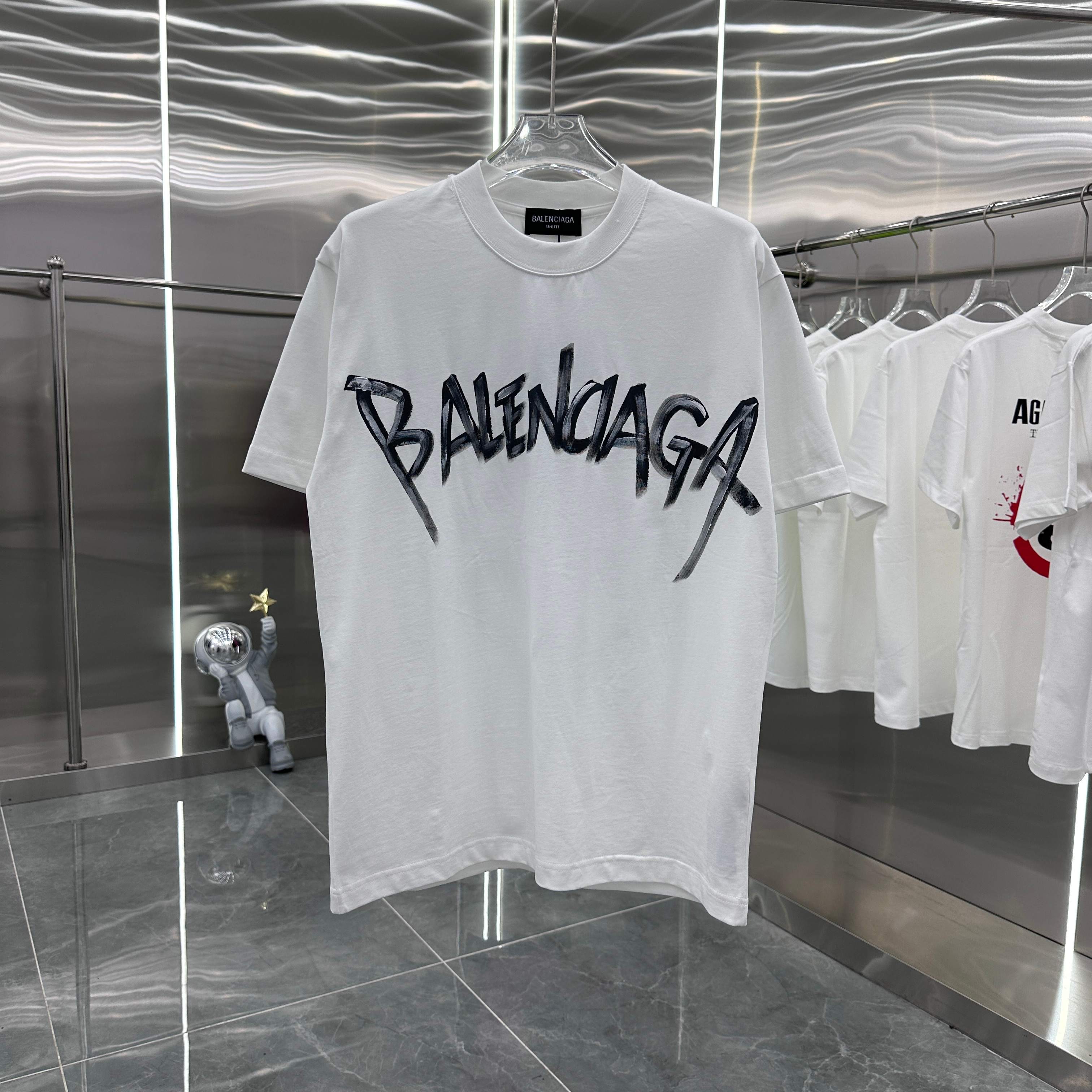 LuxluxHouse Best Quality Clothes Balenciaga T-shirt