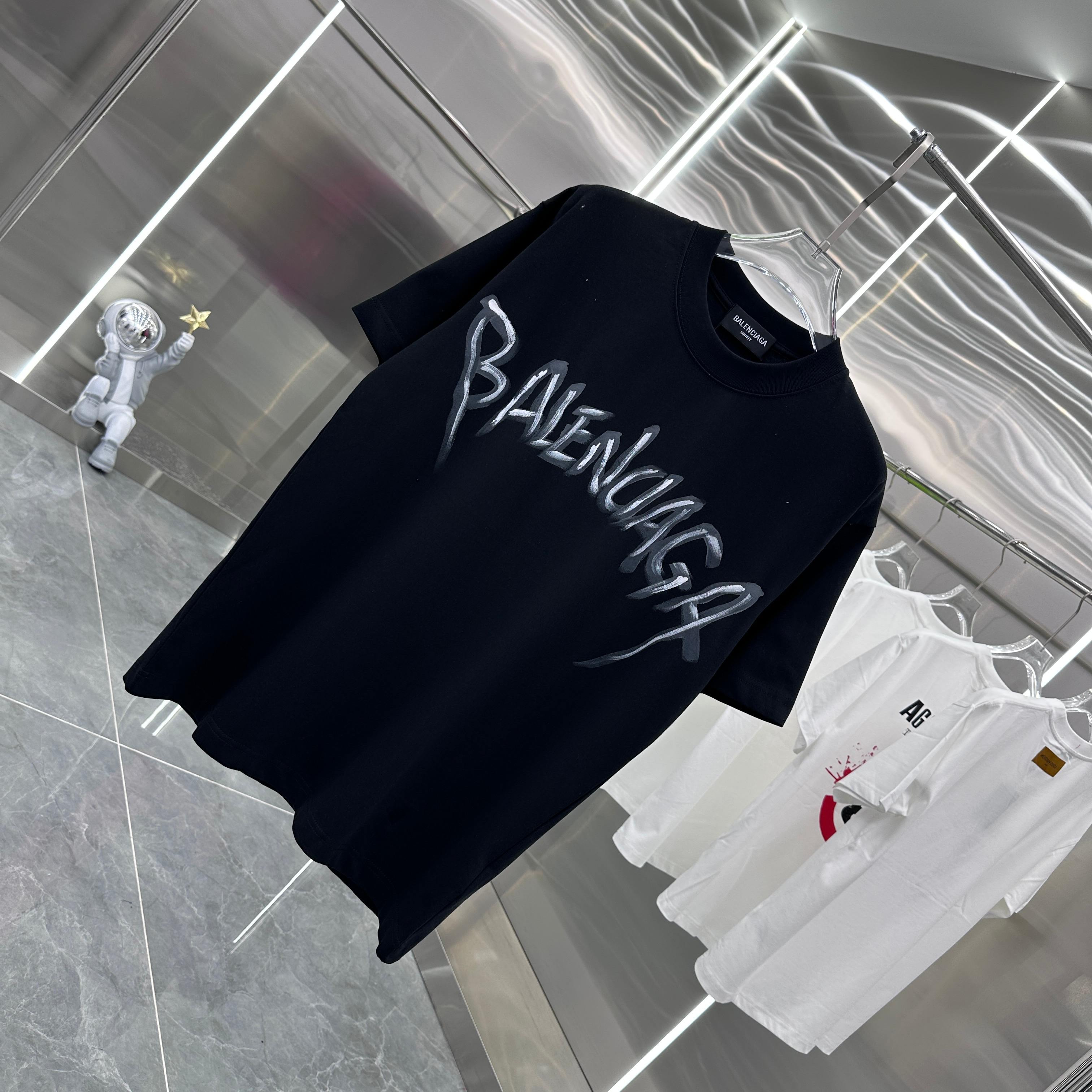 LuxluxHouse Best Quality Clothes Balenciaga T-shirt