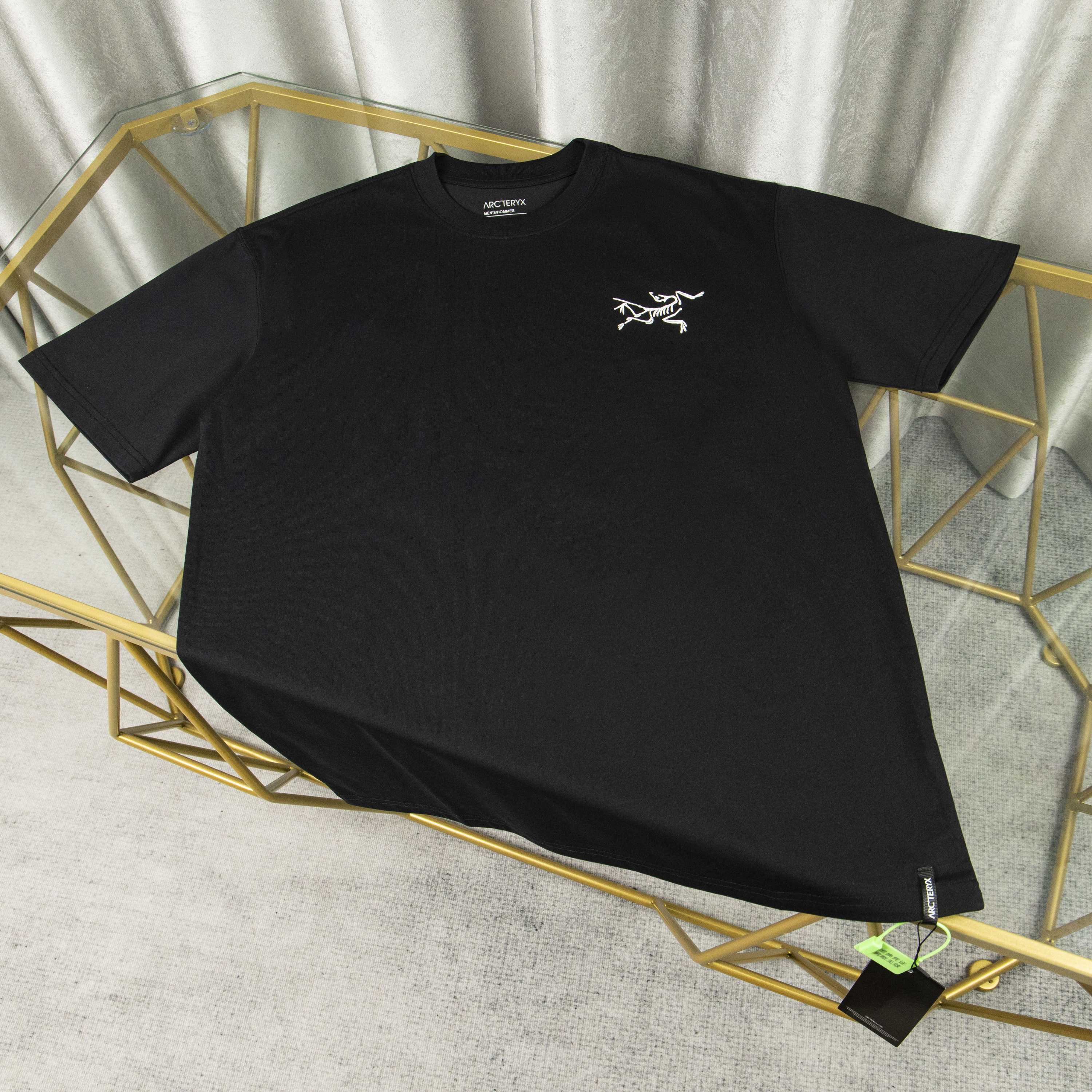 LuxluxHouse Best Quality Clothes T-shirt Arcteryx