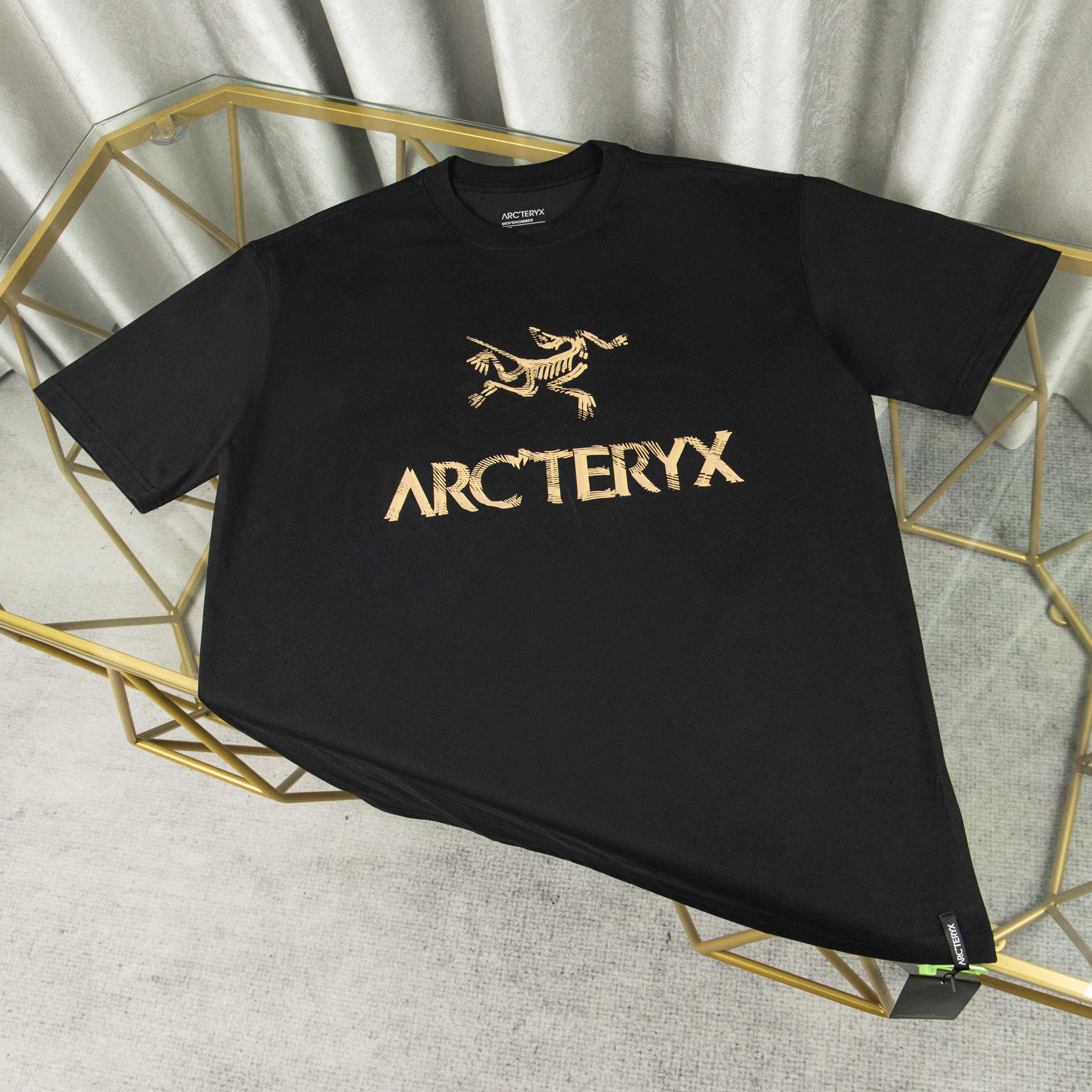 LuxluxHouse Best Quality Clothes T-shirt Arcteryx