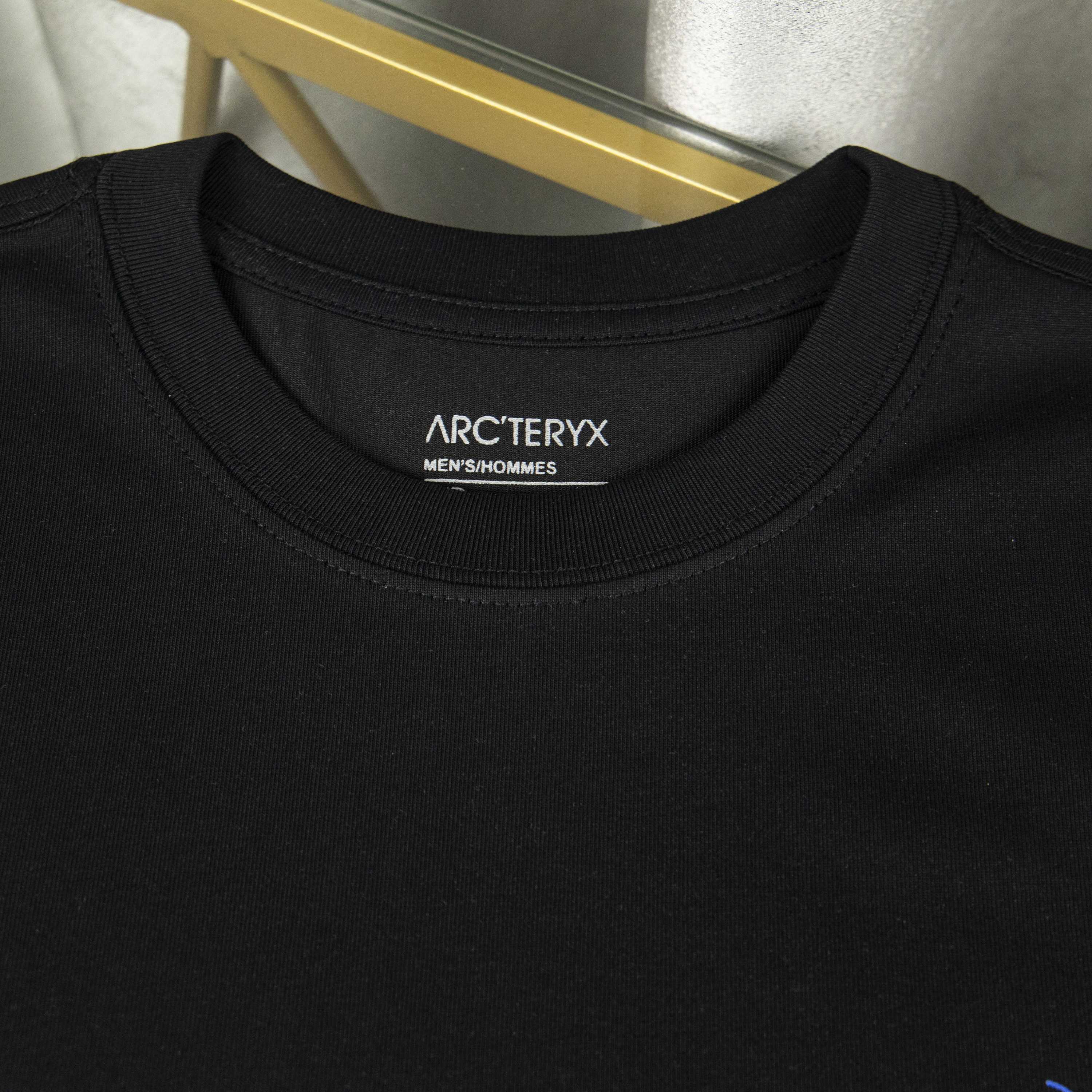 LuxluxHouse Best Quality Clothes T-shirt Arcteryx