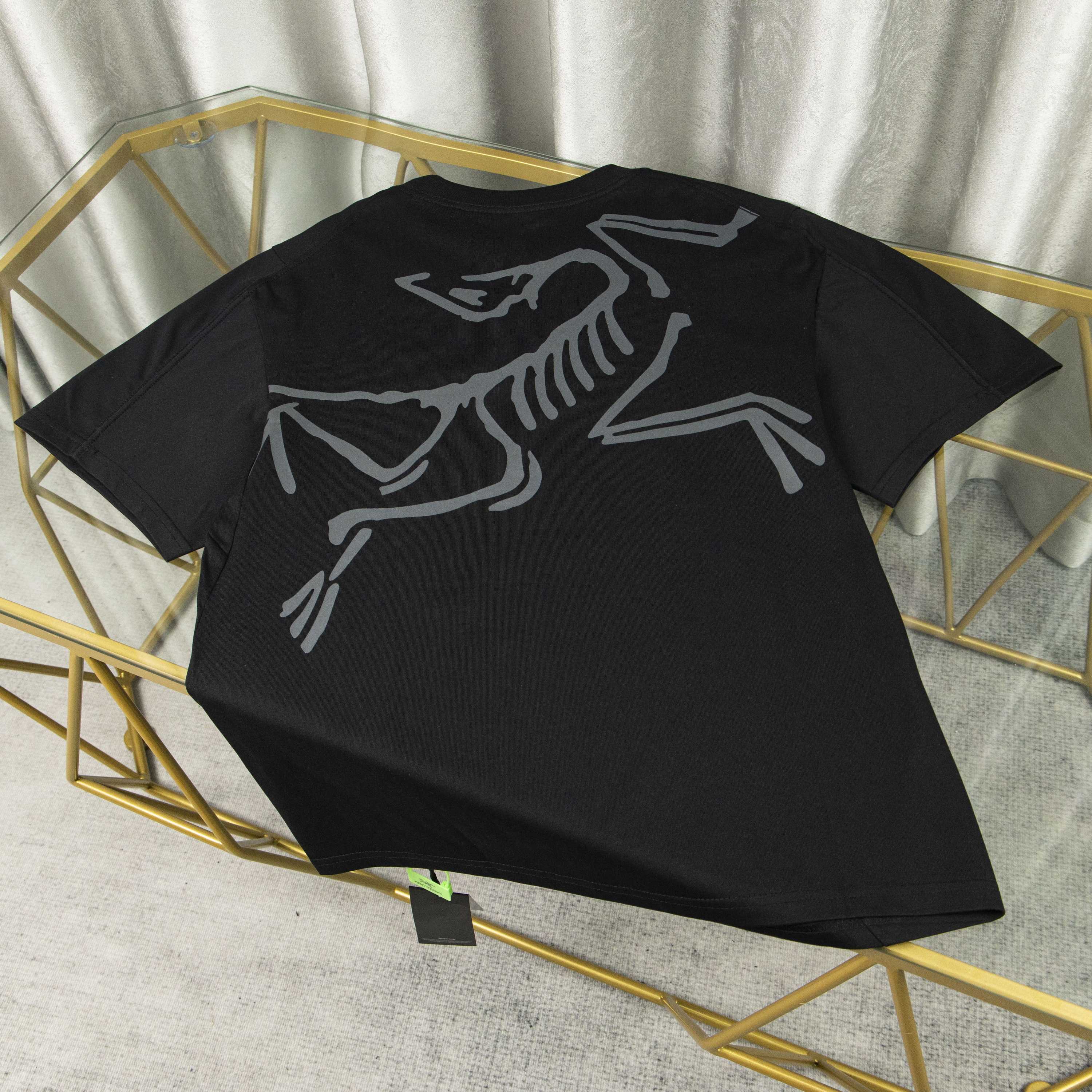 LuxluxHouse Best Quality Clothes T-shirt Arcteryx