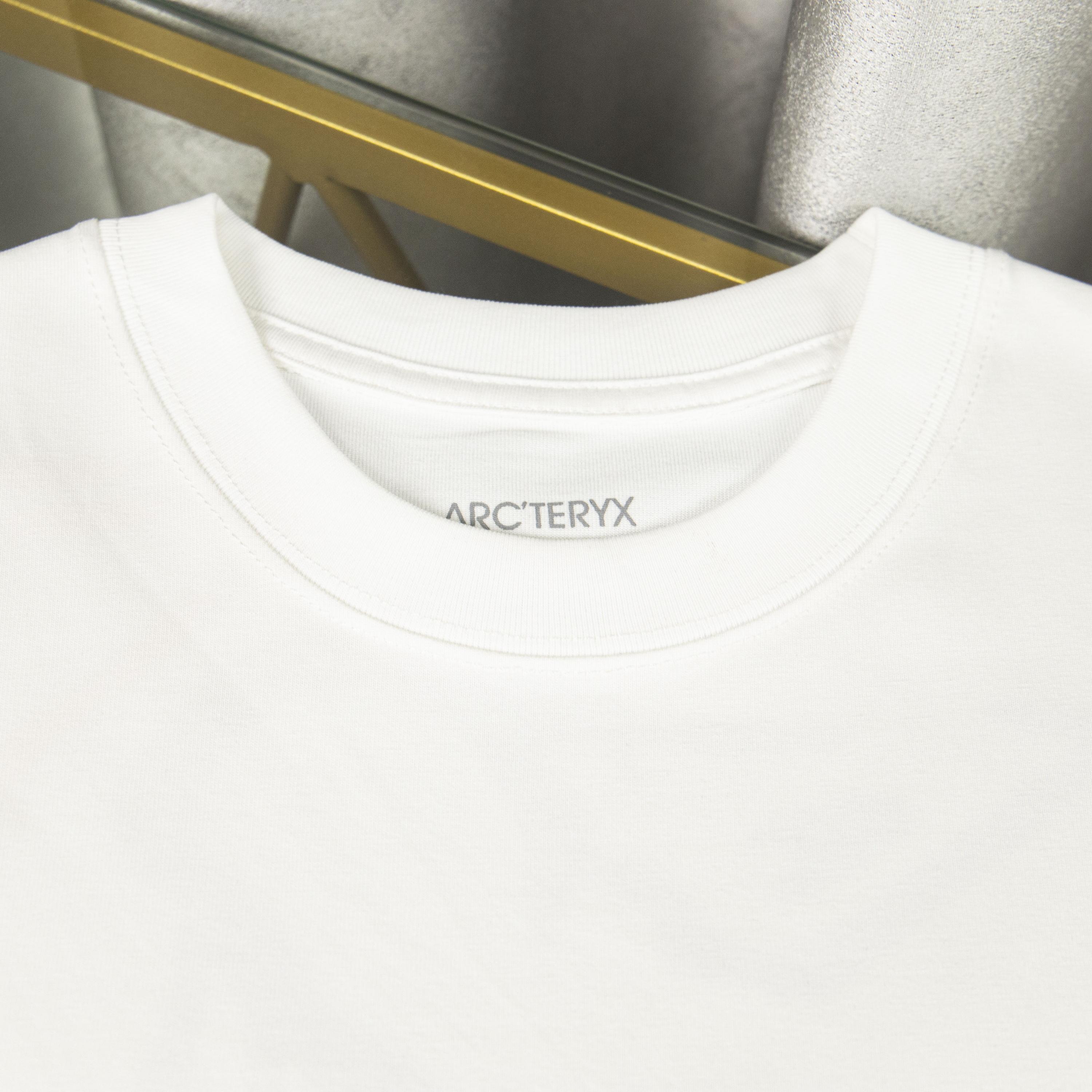 LuxluxHouse Best Quality Clothes T-shirt Arcteryx