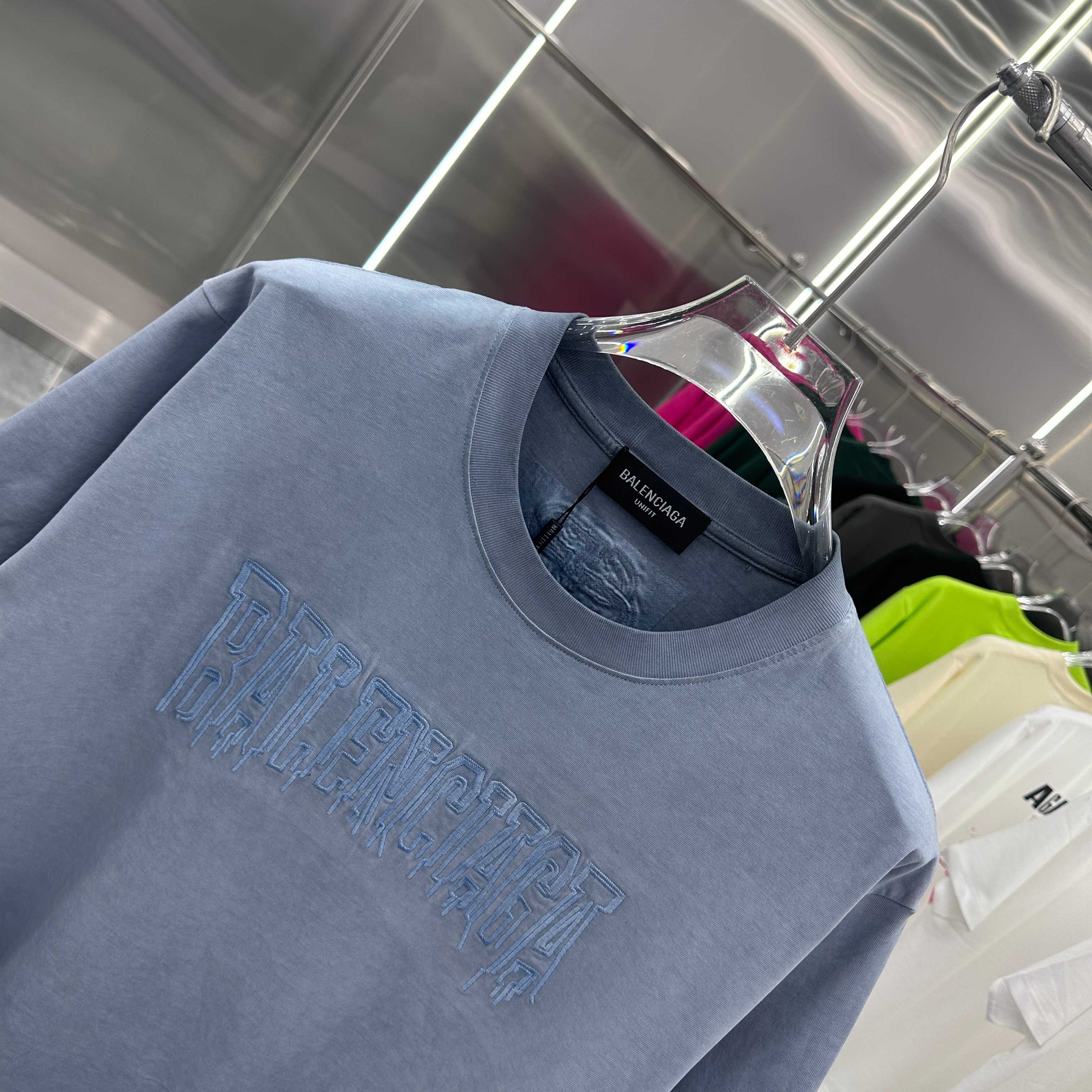 LuxluxHouse Best Quality Clothes Balenciaga T-shirt