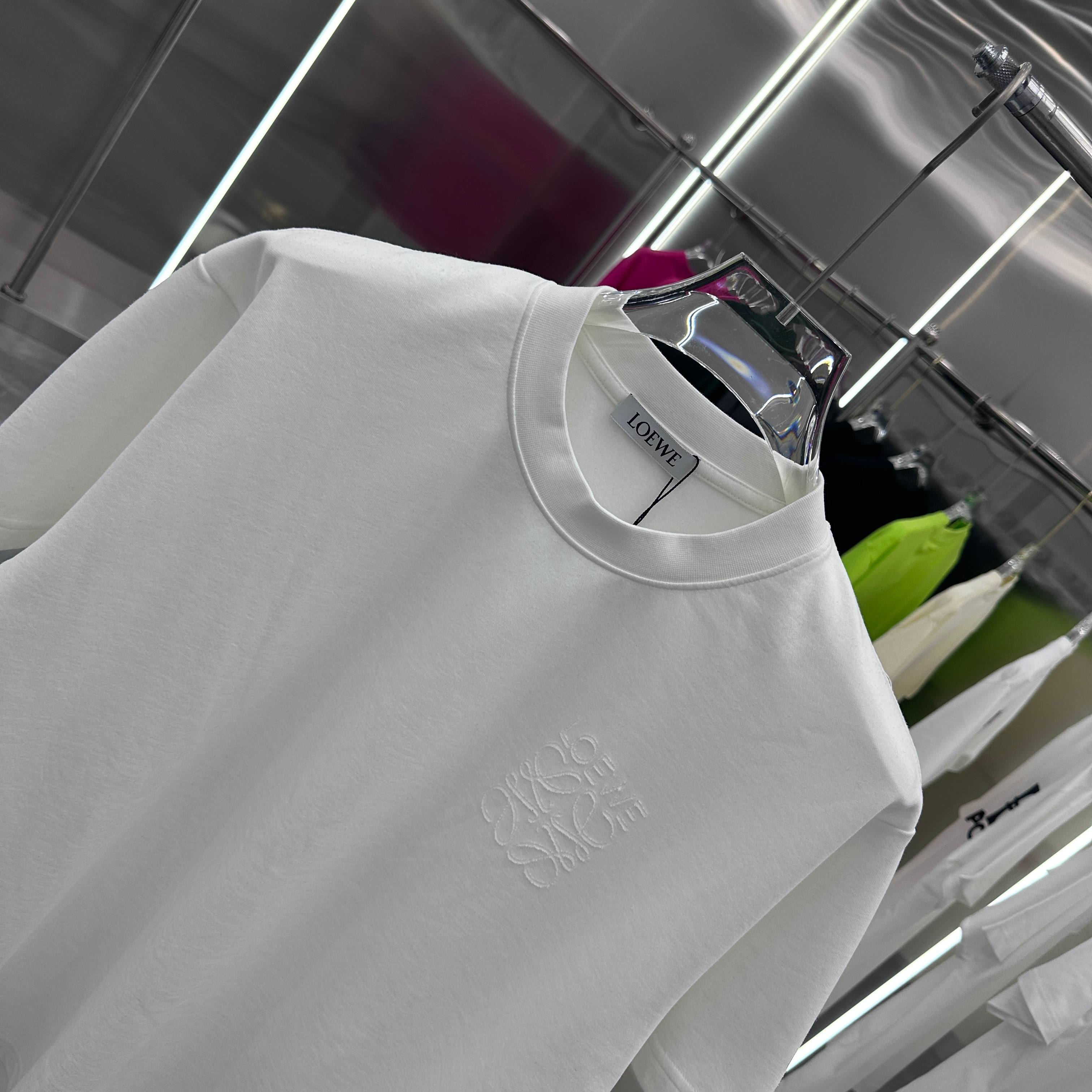 LuxluxHouse Best Quality Clothes T-shirt Loewe