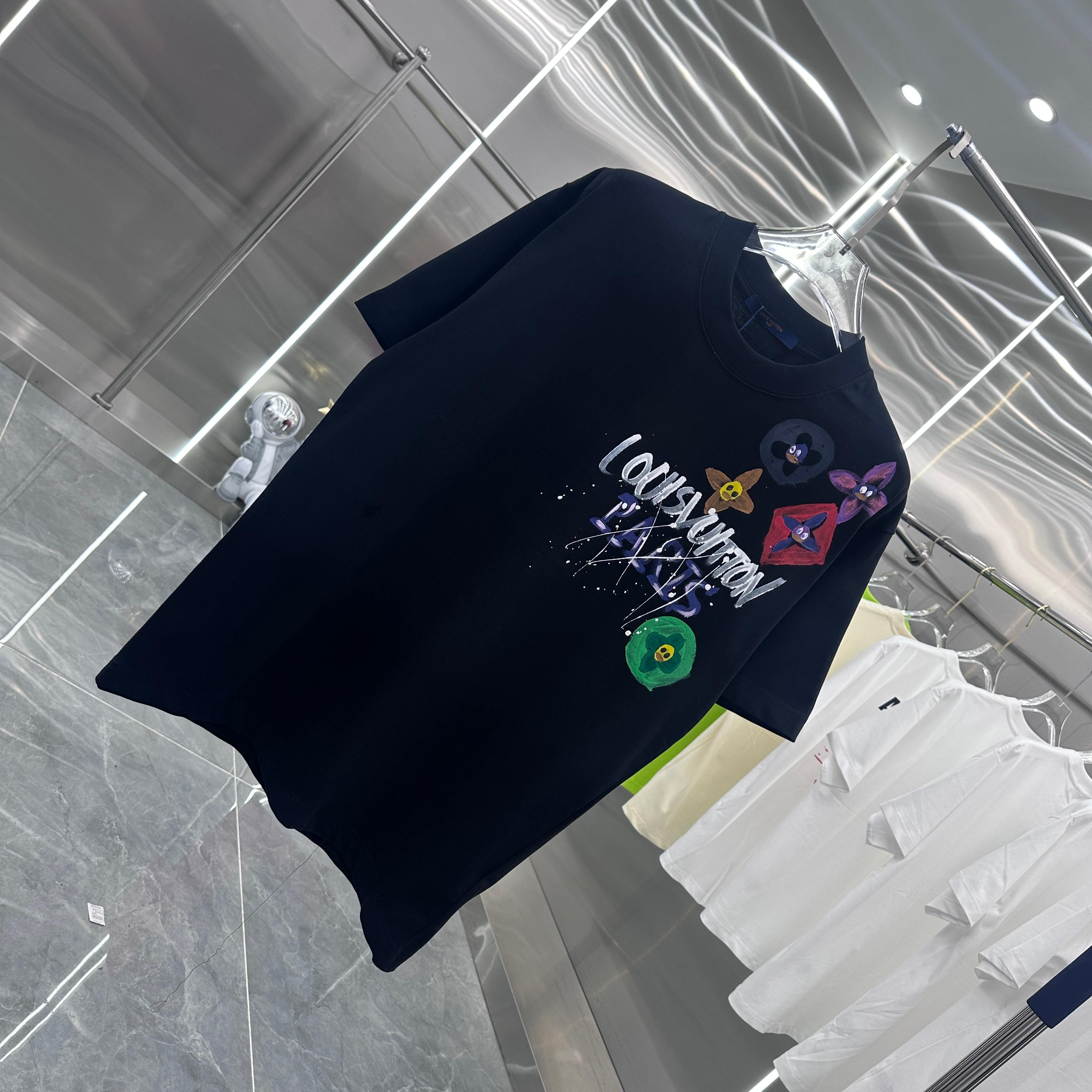 LuxluxHouse Best Quality Clothes T-shirt Louis Vuitton