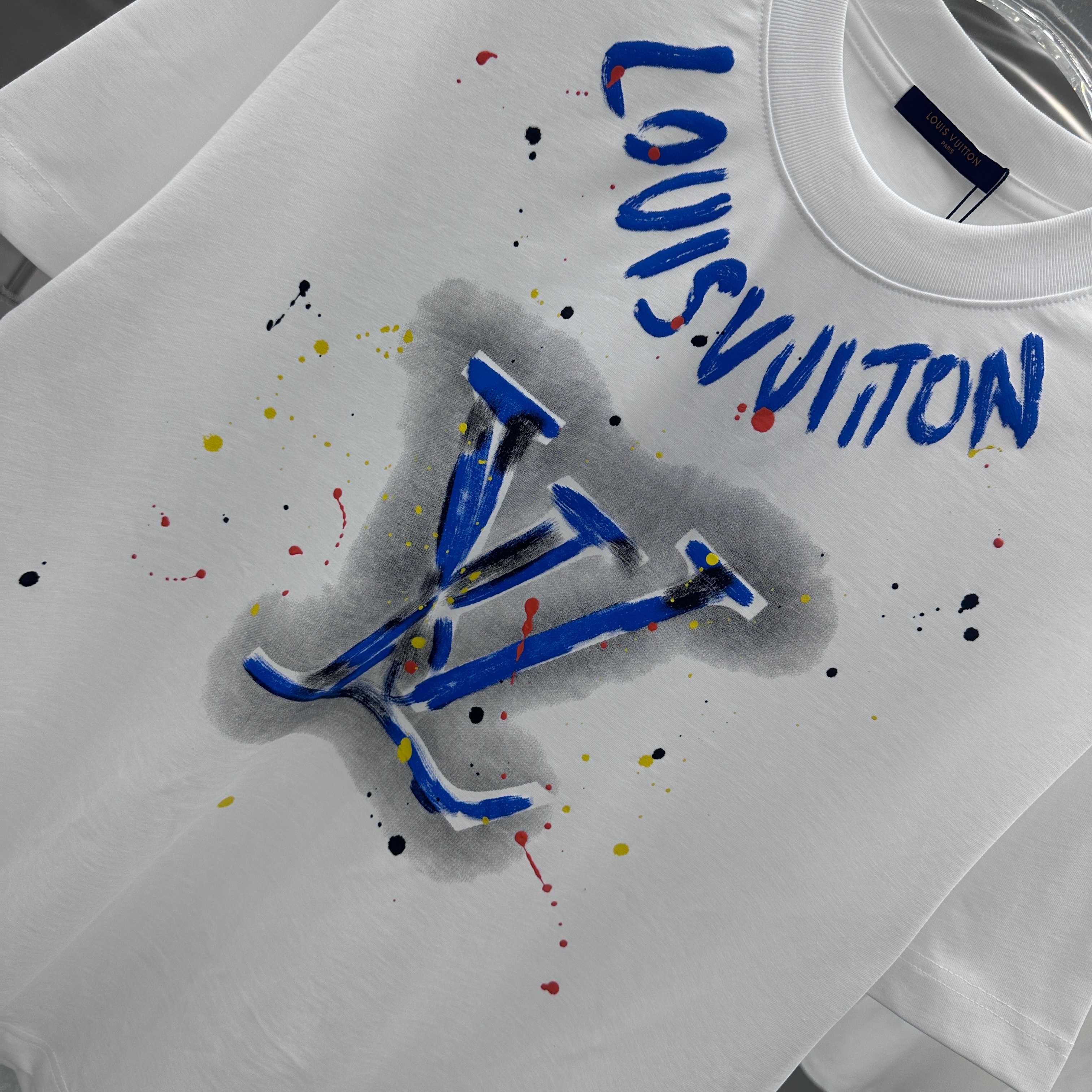 LuxluxHouse Best Quality Clothes T-shirt Louis Vuitton